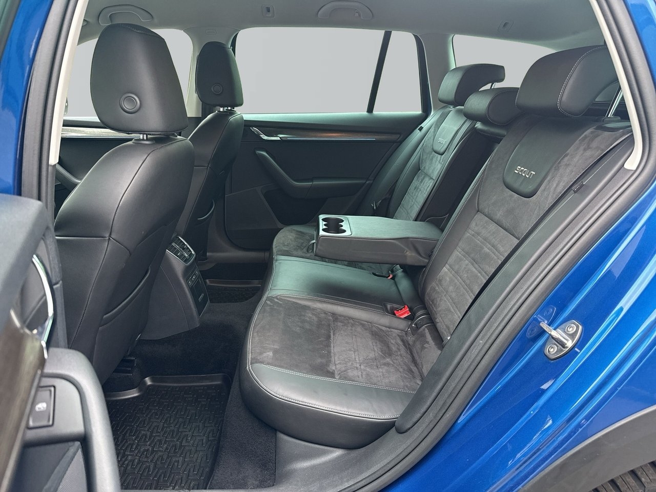 Skoda Octavia 2019, bild 7/10