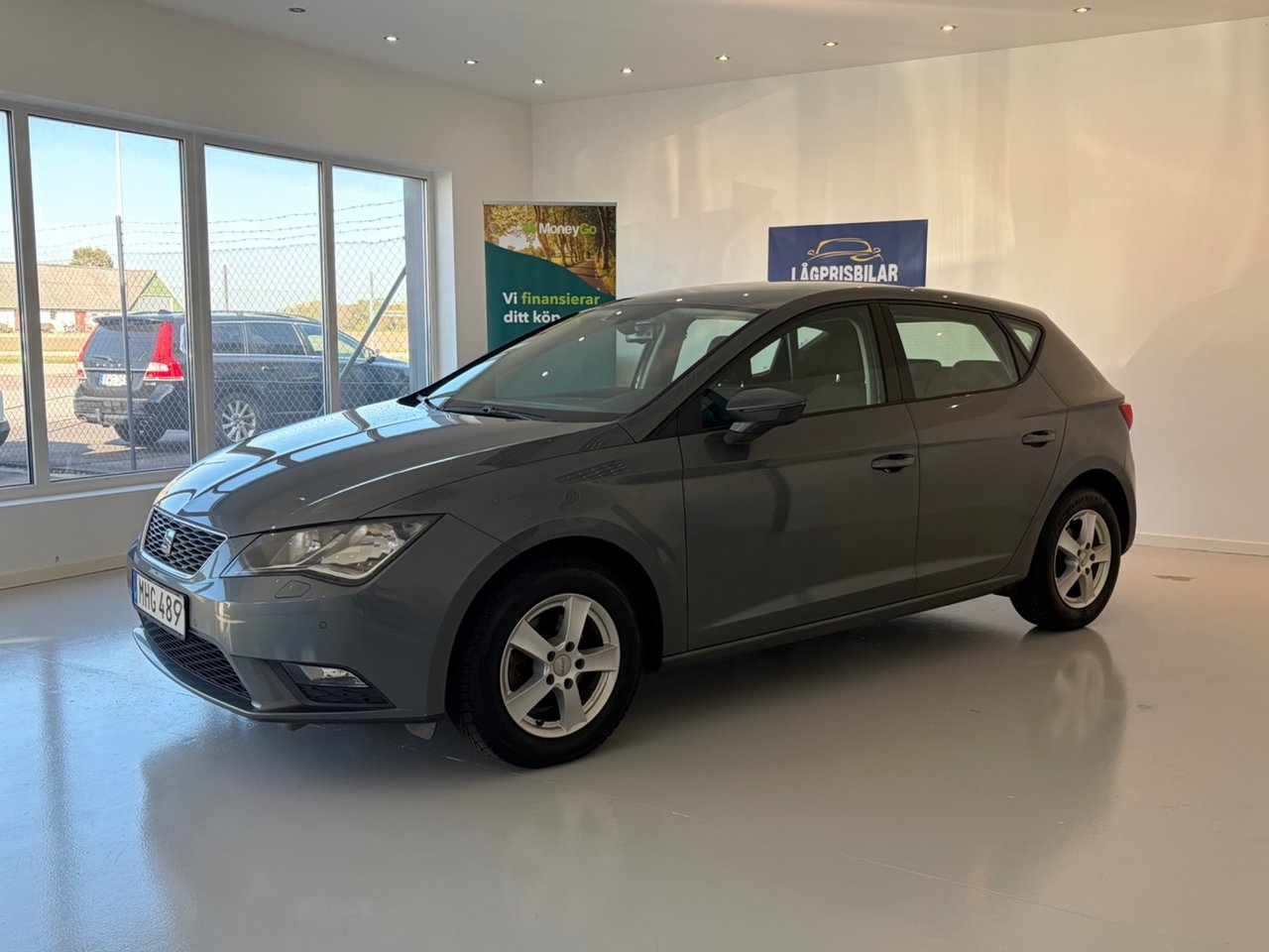 Seat Leon 1.2 TSI Style Euro 6 Lågamil 2016, bild 2/9
