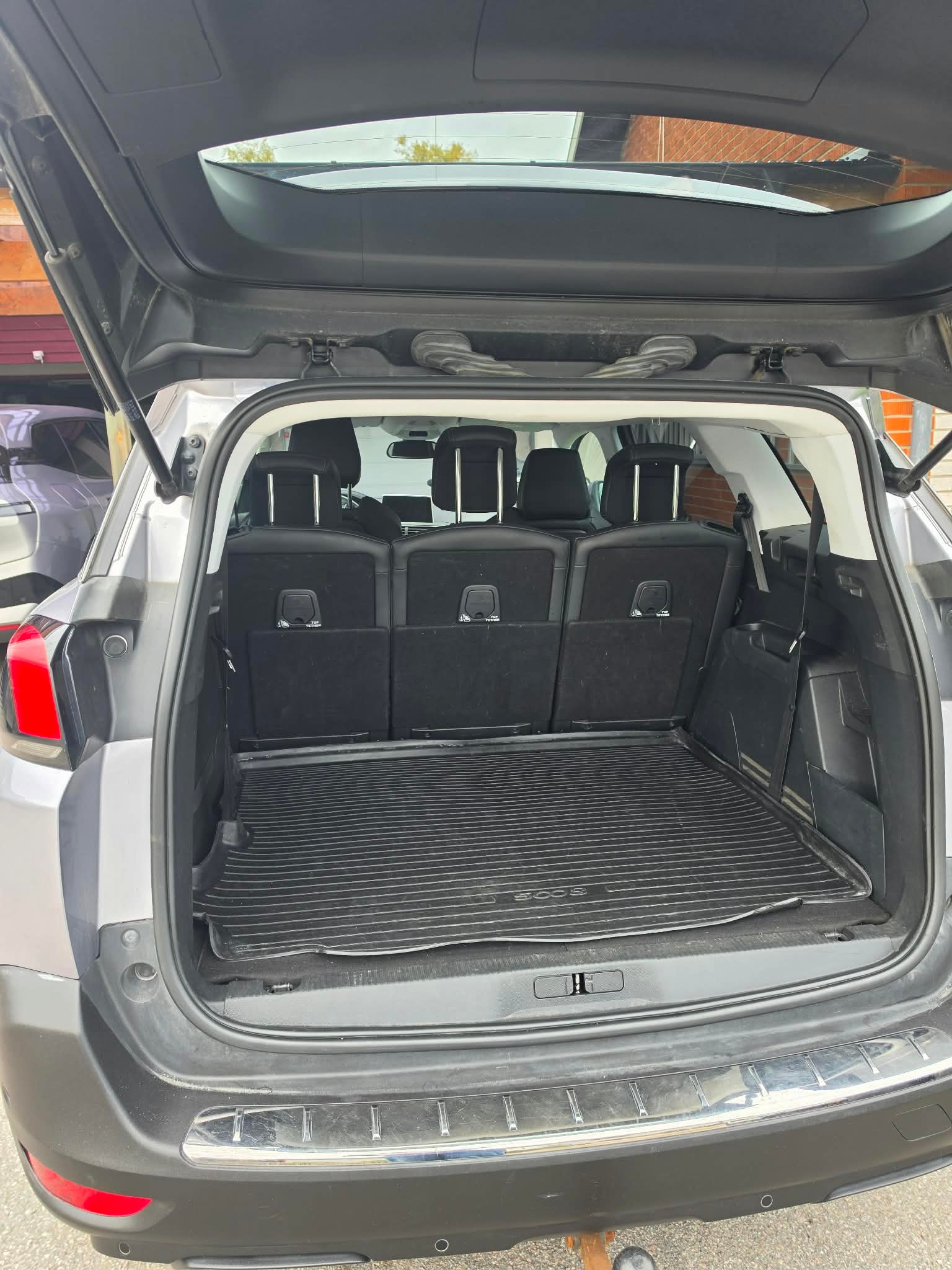 Peugeot 5008 1.2 PureTech 130 EAT 2018, bild 8/8