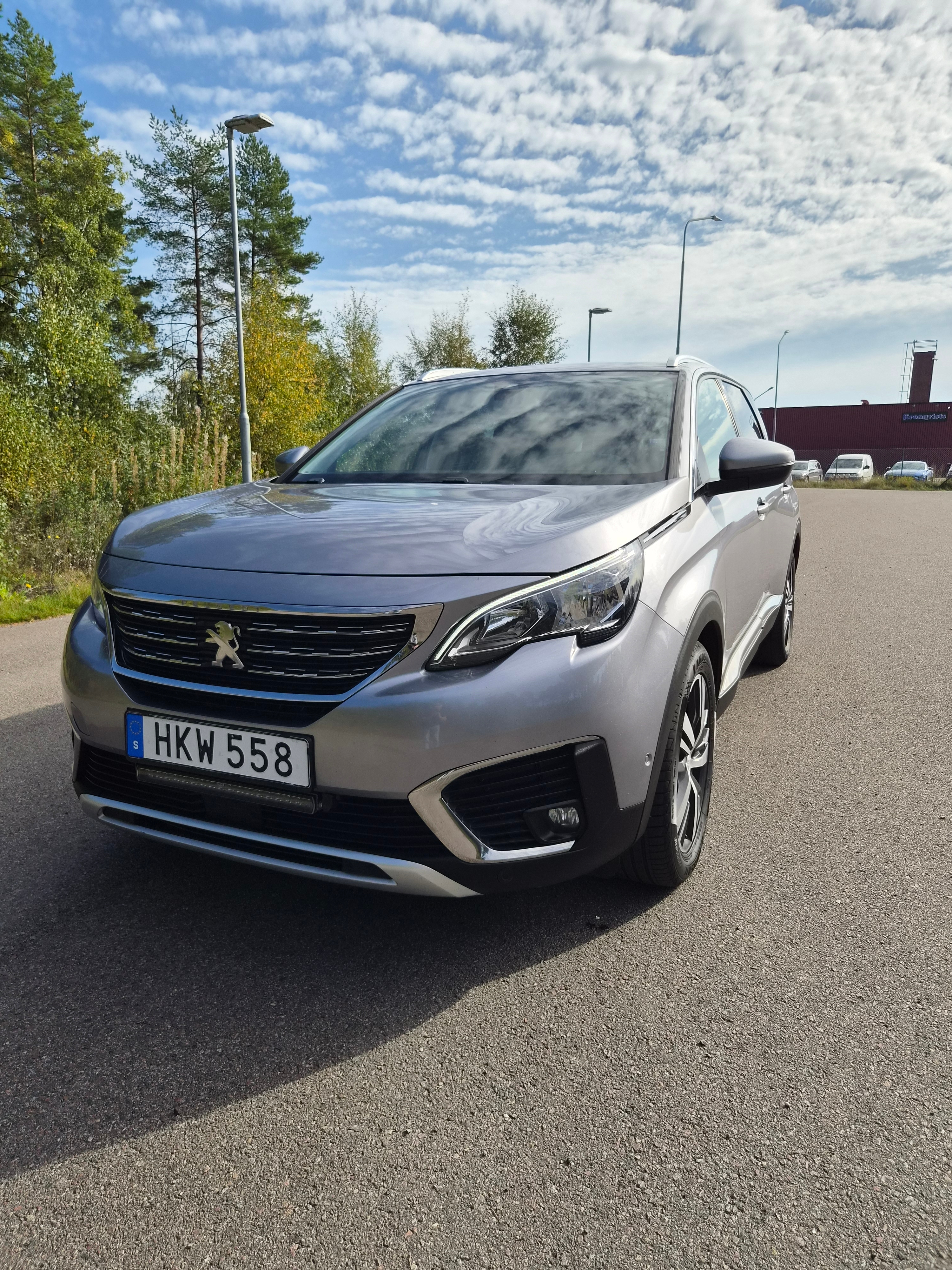 Peugeot 5008