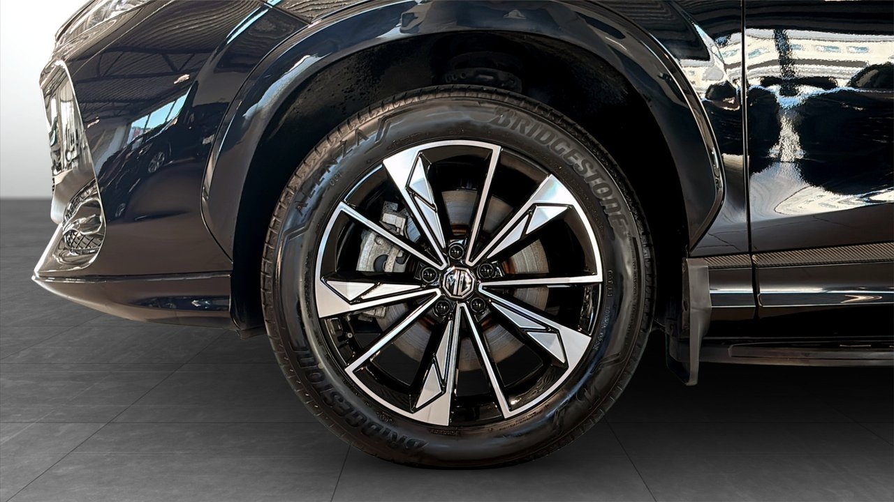 MG HS LUX PHEV 1.5T AT (BLACK) 2024, photo 6/9