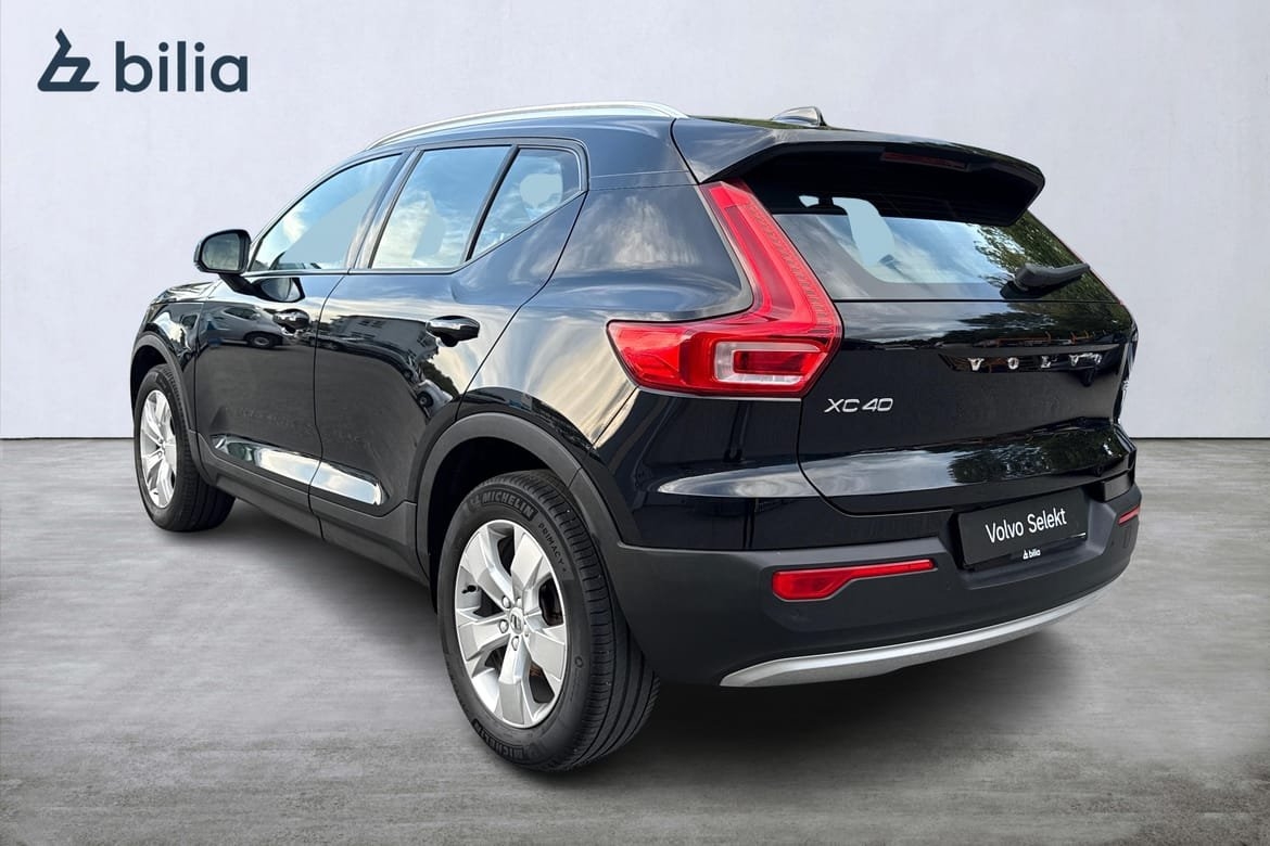 Volvo XC40 T3 FWD aut Momentum Advanced 2022, bild 2/10