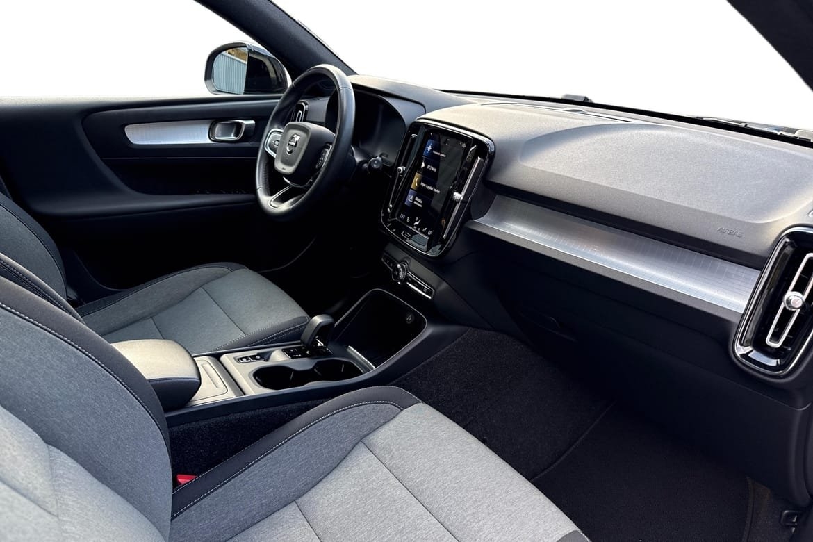 Volvo XC40 T3 FWD aut Momentum Advanced 2022, bild 7/10