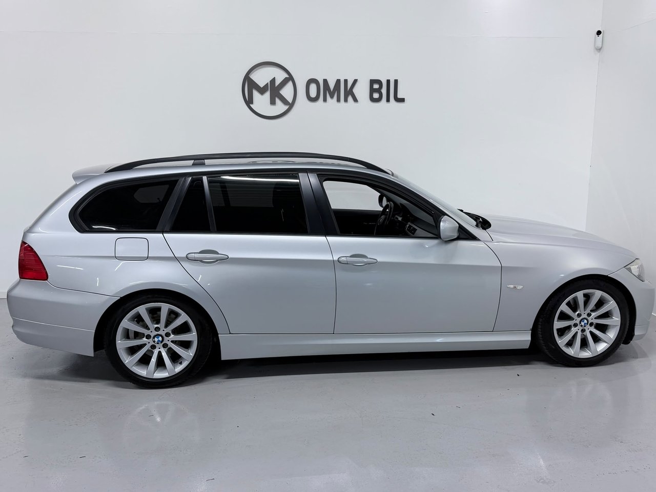 BMW 320 2010, bild 4/10