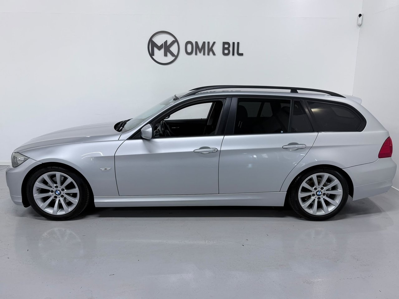 BMW 320 2010, bild 5/10