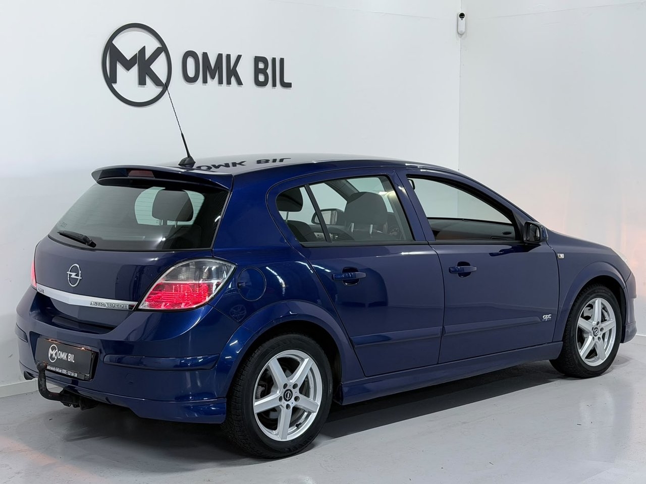 Opel Astra 1.9 CDTI ECOTEC 8v /Nyservad 2008, kuva 3/10