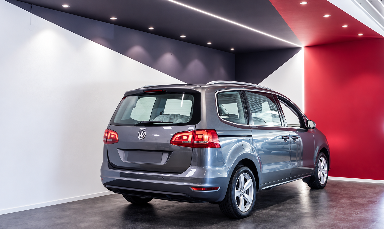 Volkswagen Sharan 2015, bild 2/7