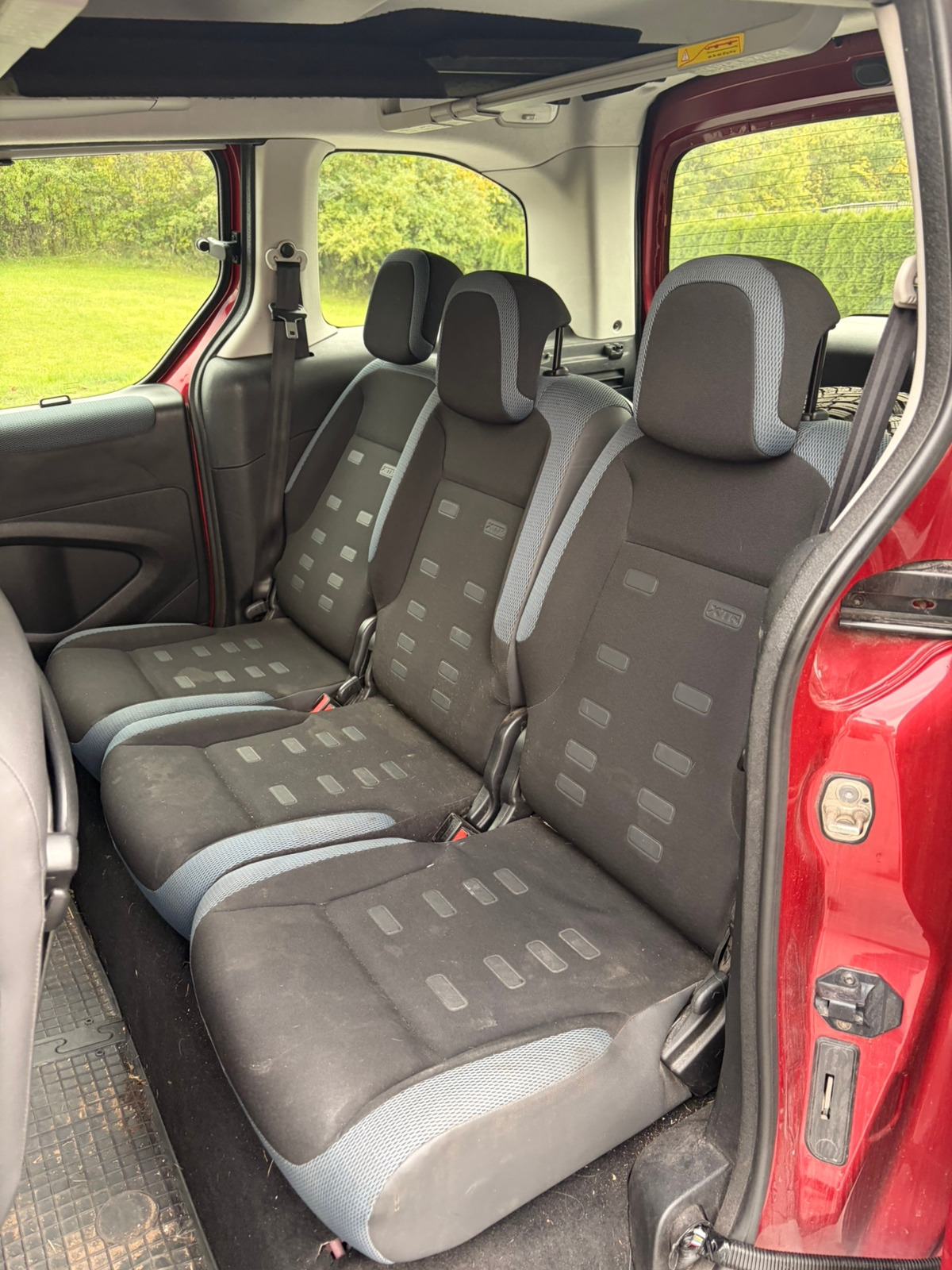 Citroen Berlingo 2012, bild 3/6