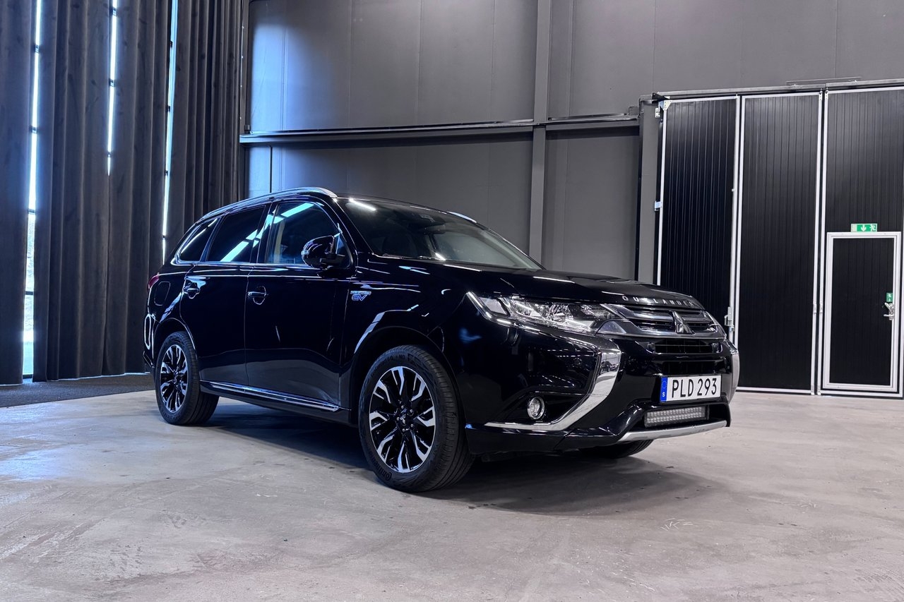 Mitsubishi Outlander PHEV CVT Business 2017, bild 7/10