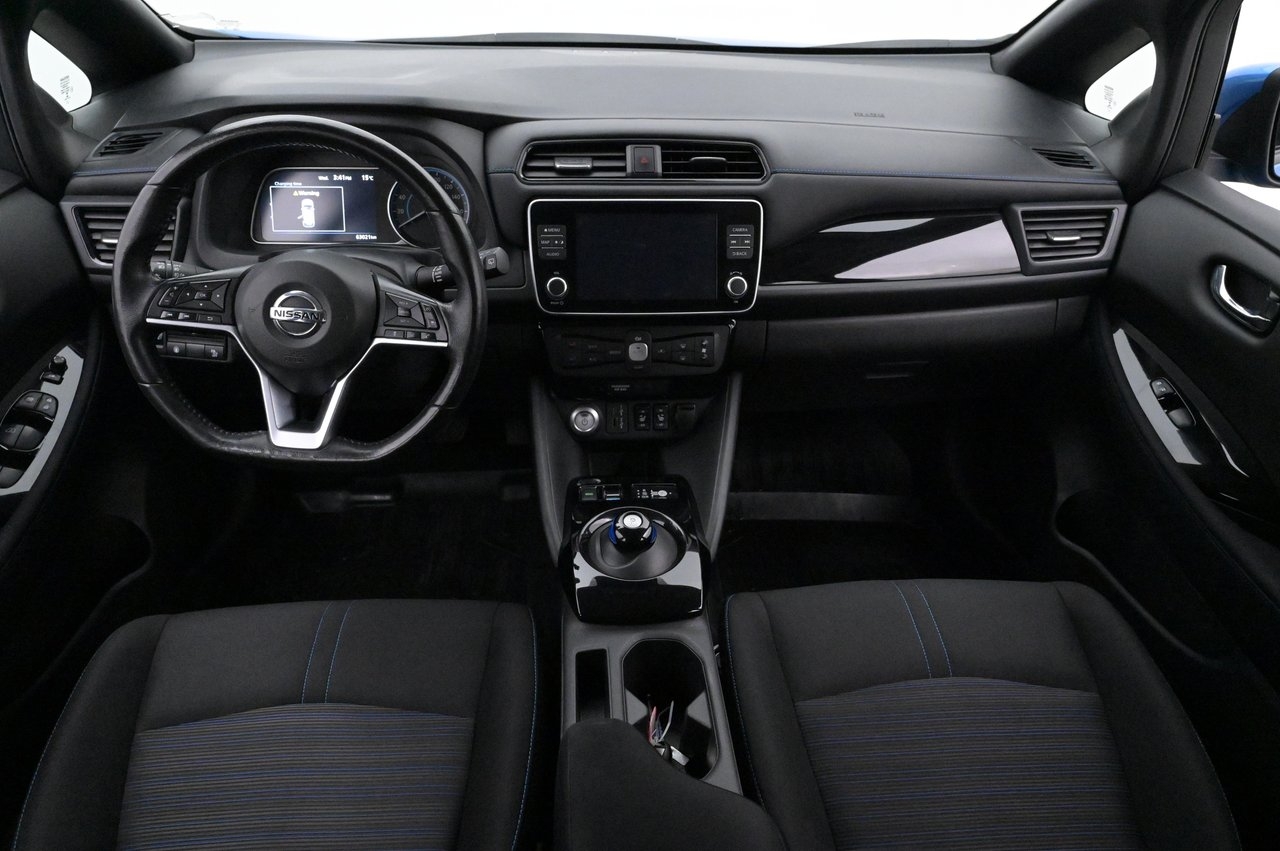 Nissan Leaf 40 kWh N-Connecta 360 2022, photo 6/10