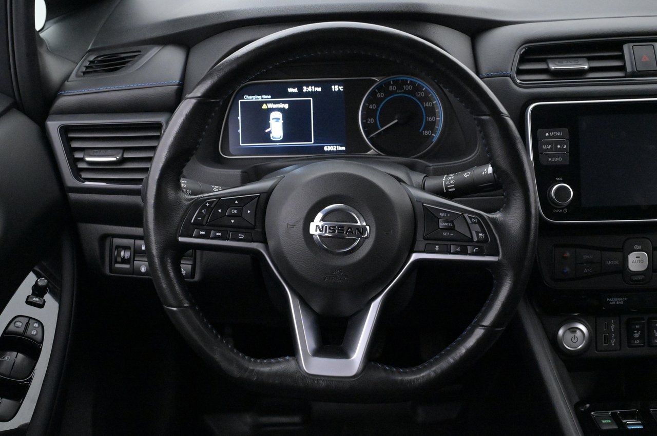 Nissan Leaf 40 kWh N-Connecta 360 2022, photo 7/10