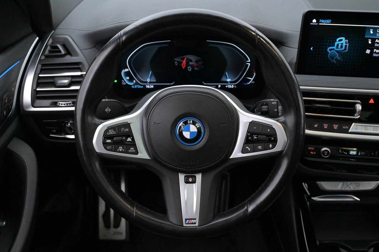 BMW iX3 M Sport Charged Pano 2023, photo 7/27