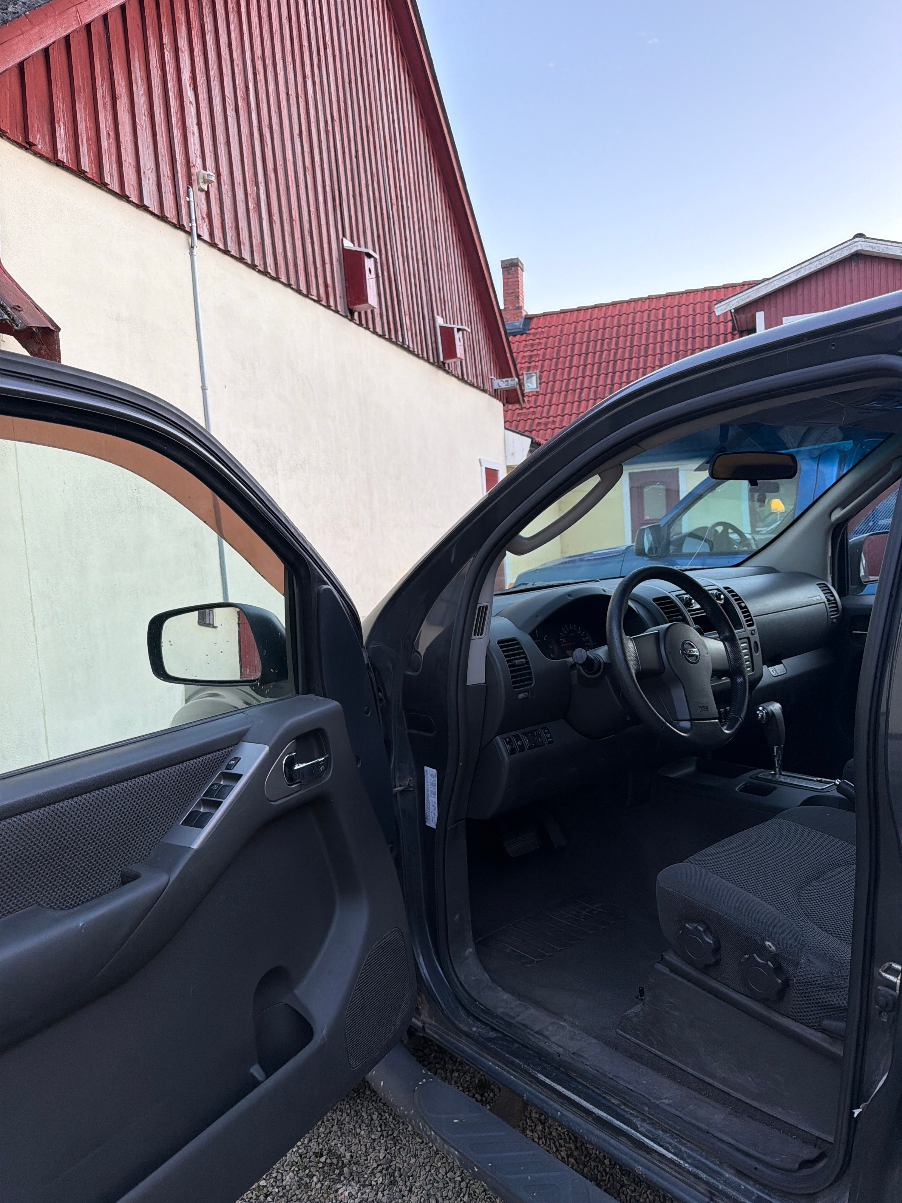 Nissan Navara A-traktor 2005, bild 3/4