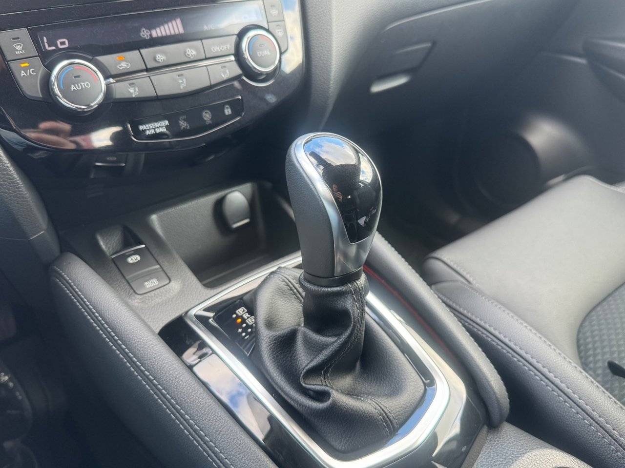 Nissan Qashqai 2021, bild 7/10