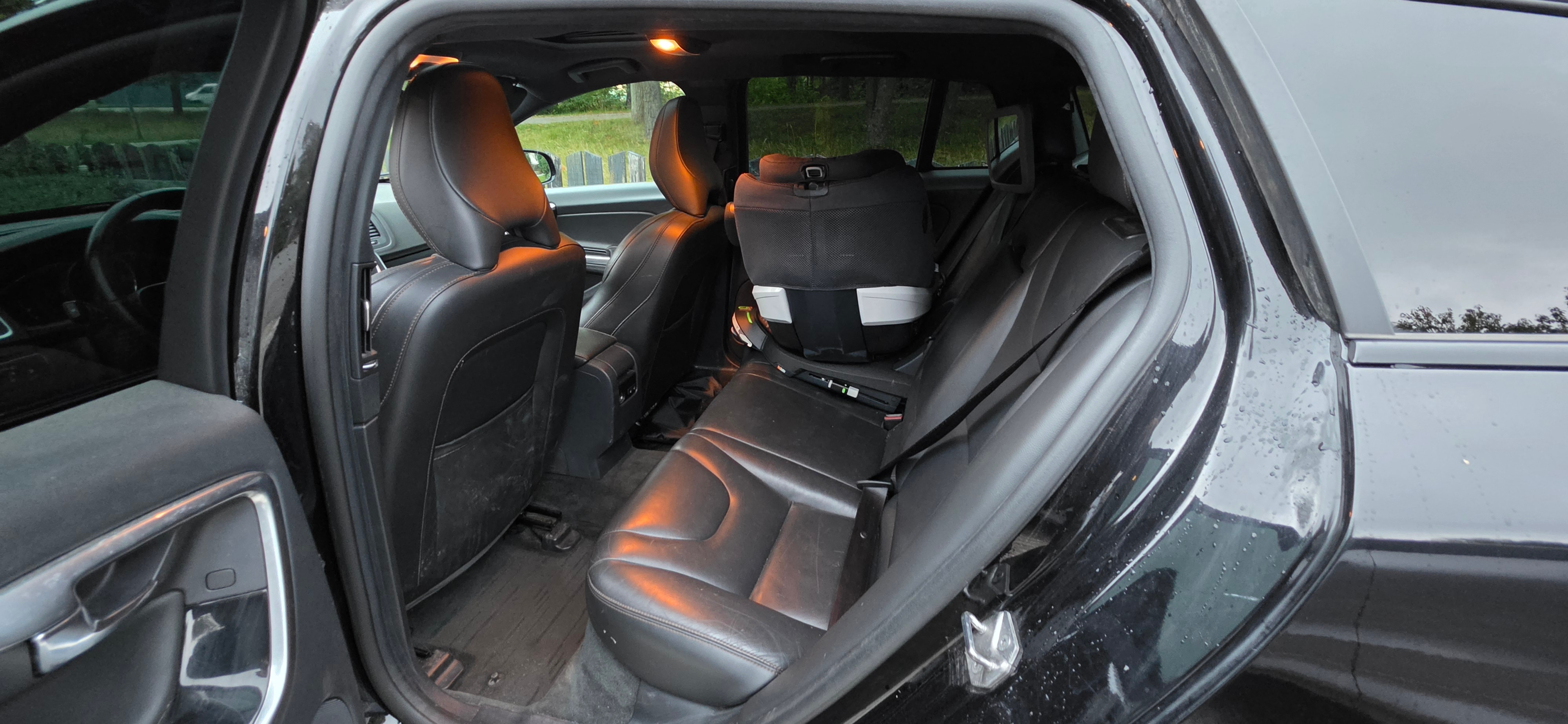 Volvo V60 Cross Country 2017, bild 6/9