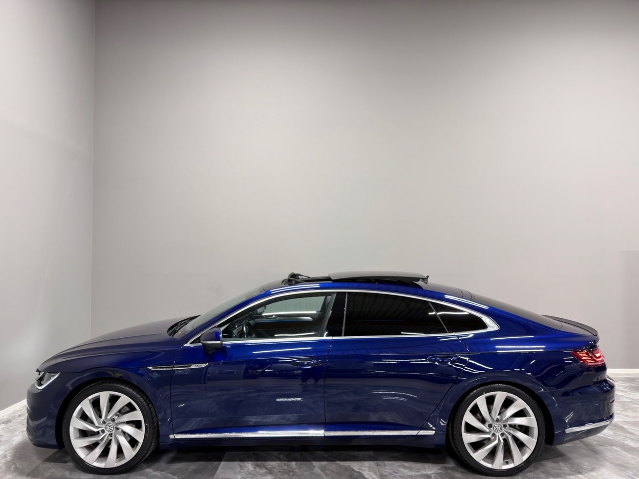Volkswagen Arteon 2018, bild 5/10