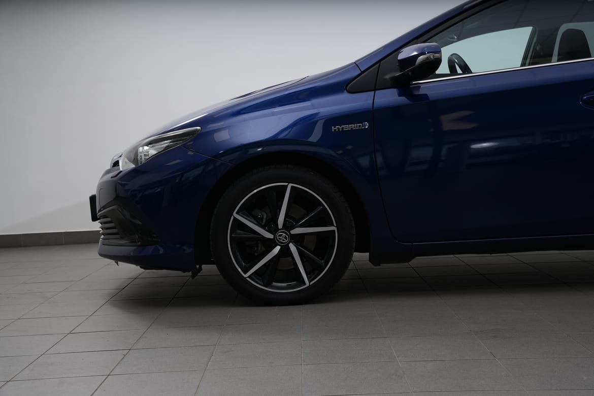 Toyota Auris Hybrid e-CVT 136hk Bkamera 2017, bild 4/10