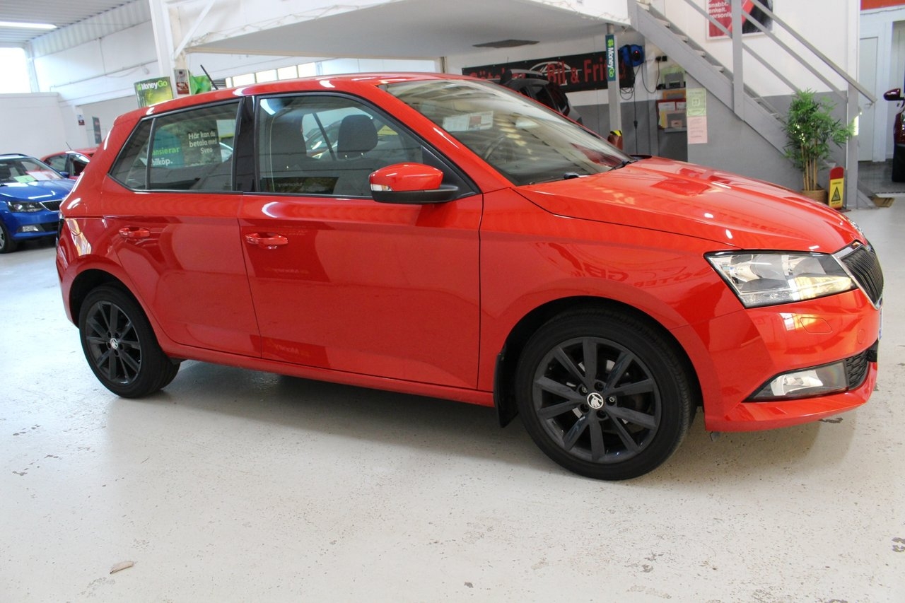 Skoda Fabia 1.0 MPI Style 2019, bild 7/10