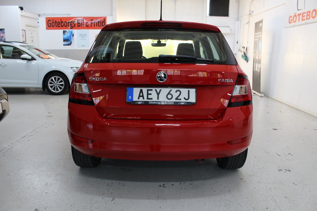 Skoda Fabia 1.0 MPI Style 2019, bild 5/10