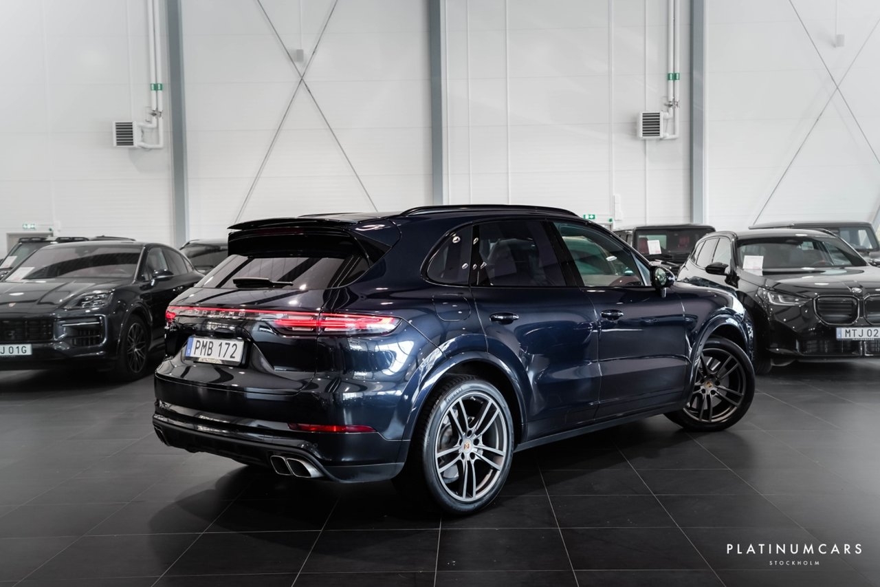Porsche Cayenne Turbo V8 550hk 2018, bild 2/20