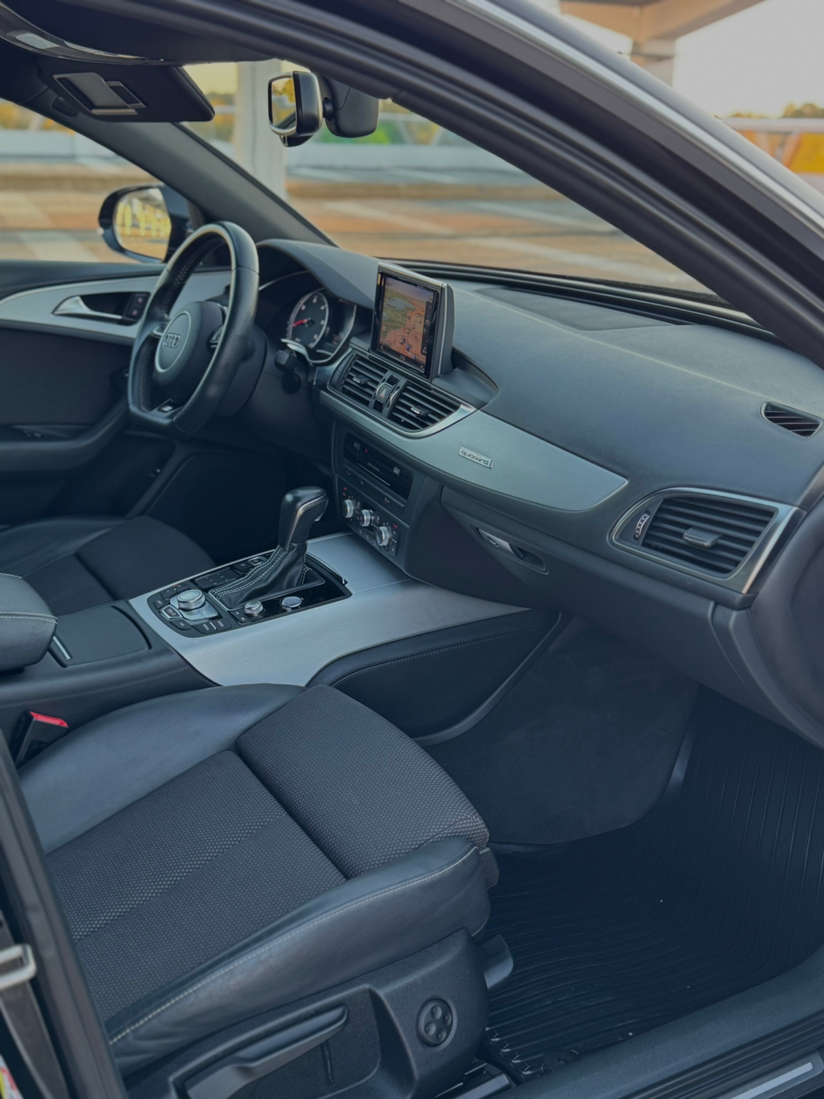 Audi A6 Avant 2.0 TDI quattro S Tronic 2018, bild 7/10