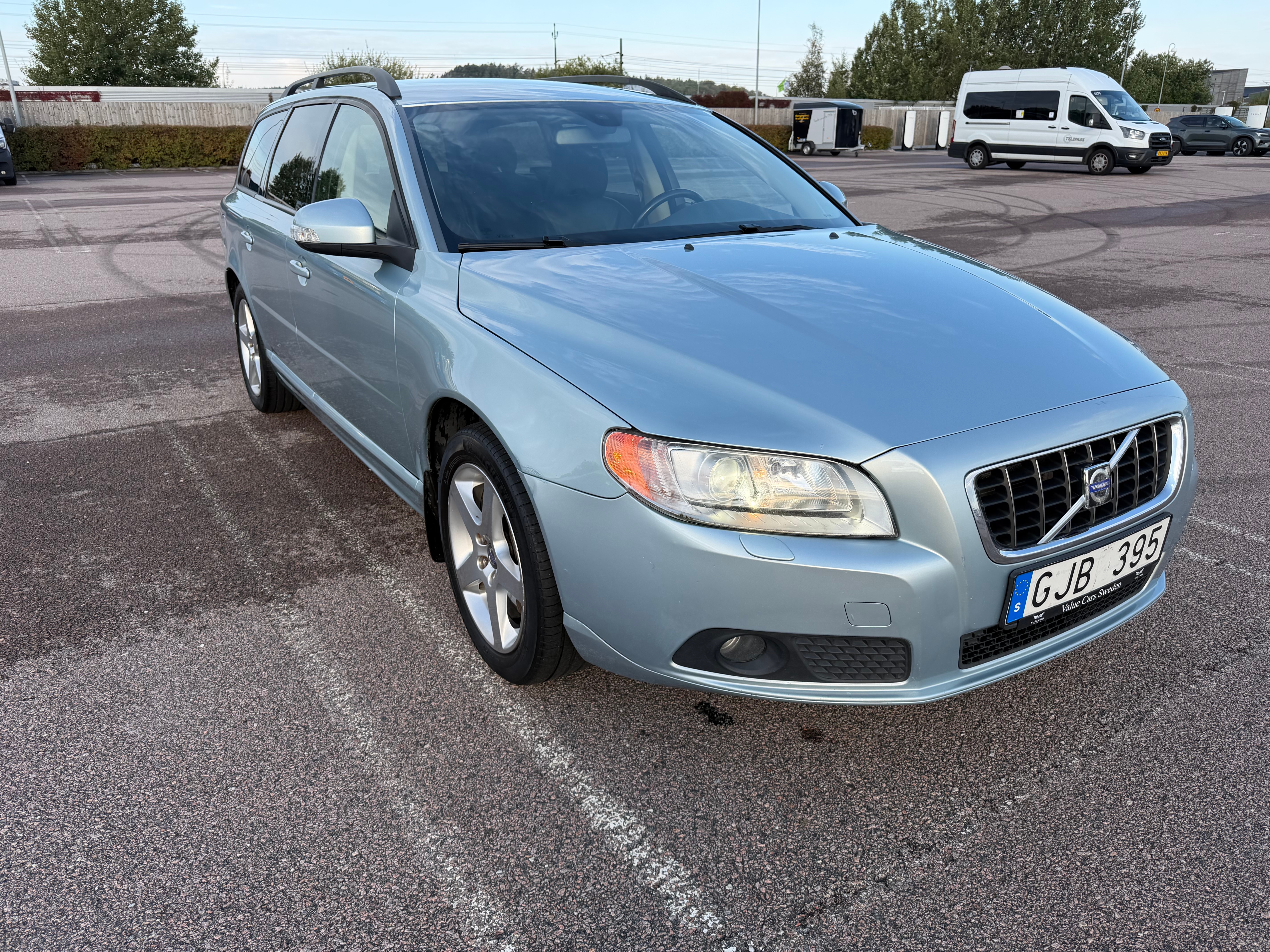 Volvo V70 2.4D Geartronic 2008, photo 4/10