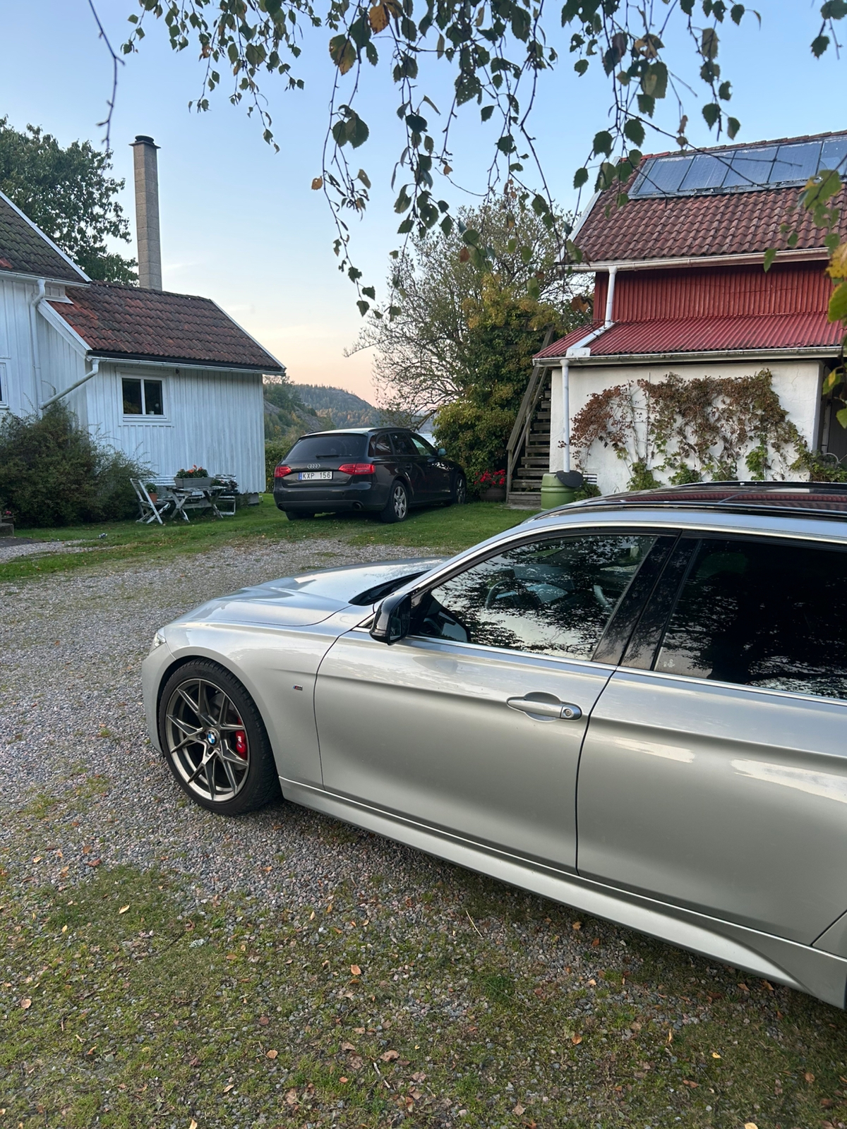 BMW 335 d xDrive Touring Steptronic 2016, bild 2/9