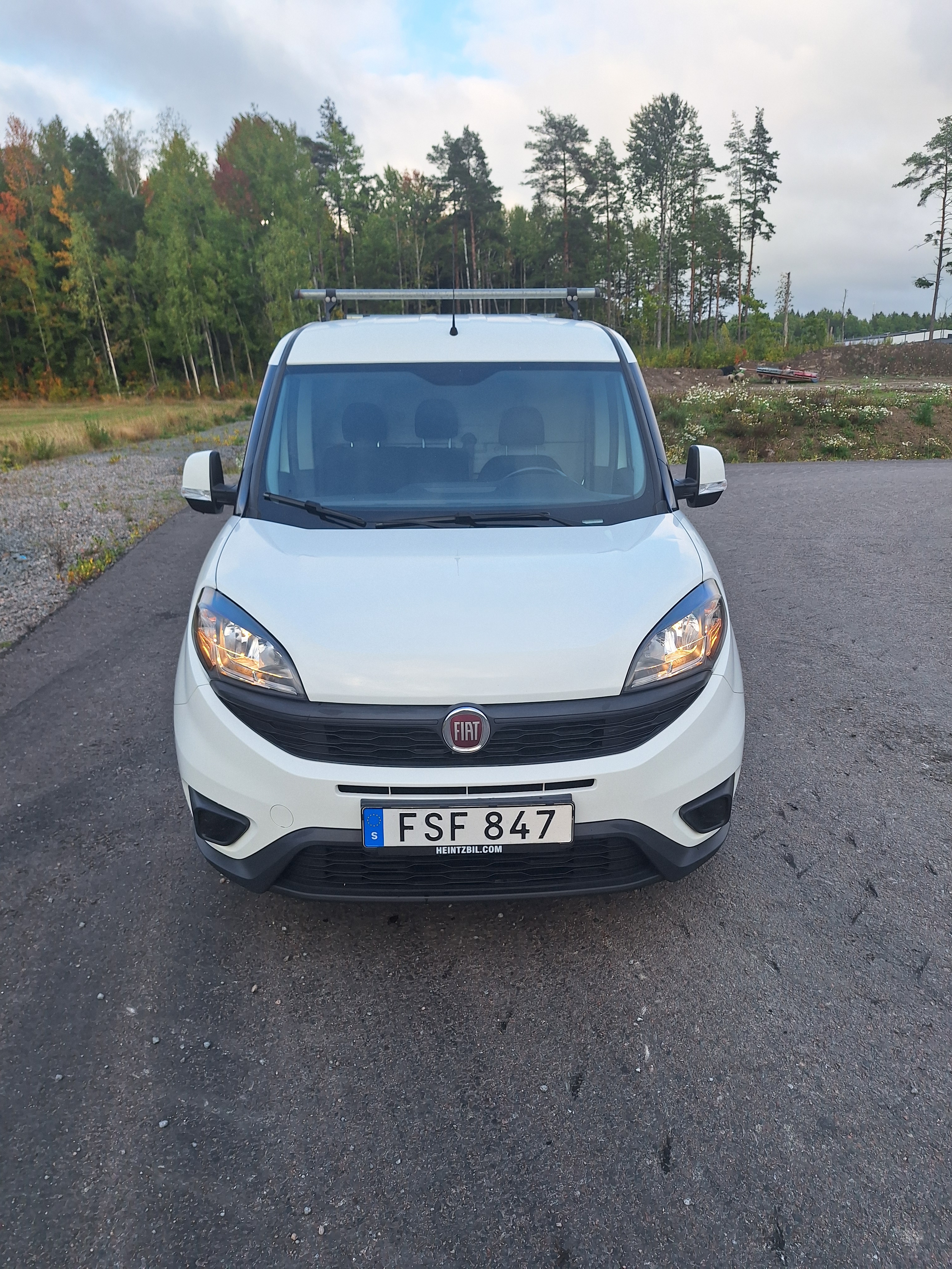 Fiat Doblo Van Maxi 1.6 Multijet Manuell 2018, bild 2/6