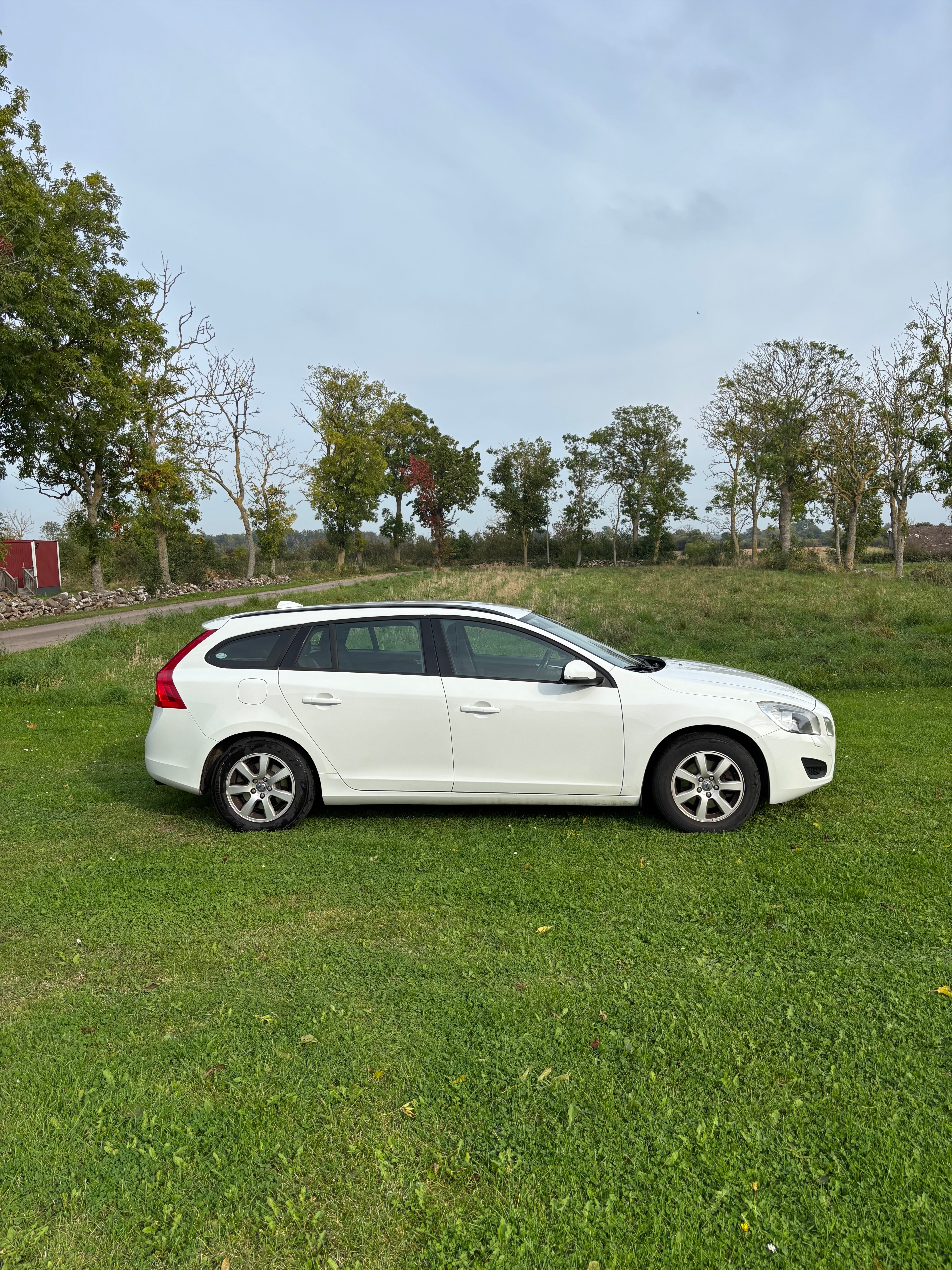 Volvo V60 T3 Manuell 2013, bild 4/9