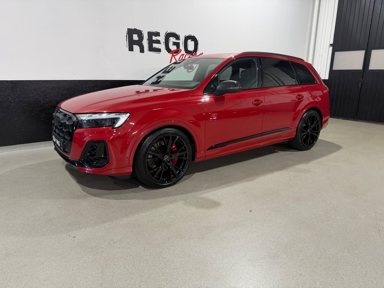 Audi SQ7 TFSI Stora B&O Se spec 2025, bild 2/10