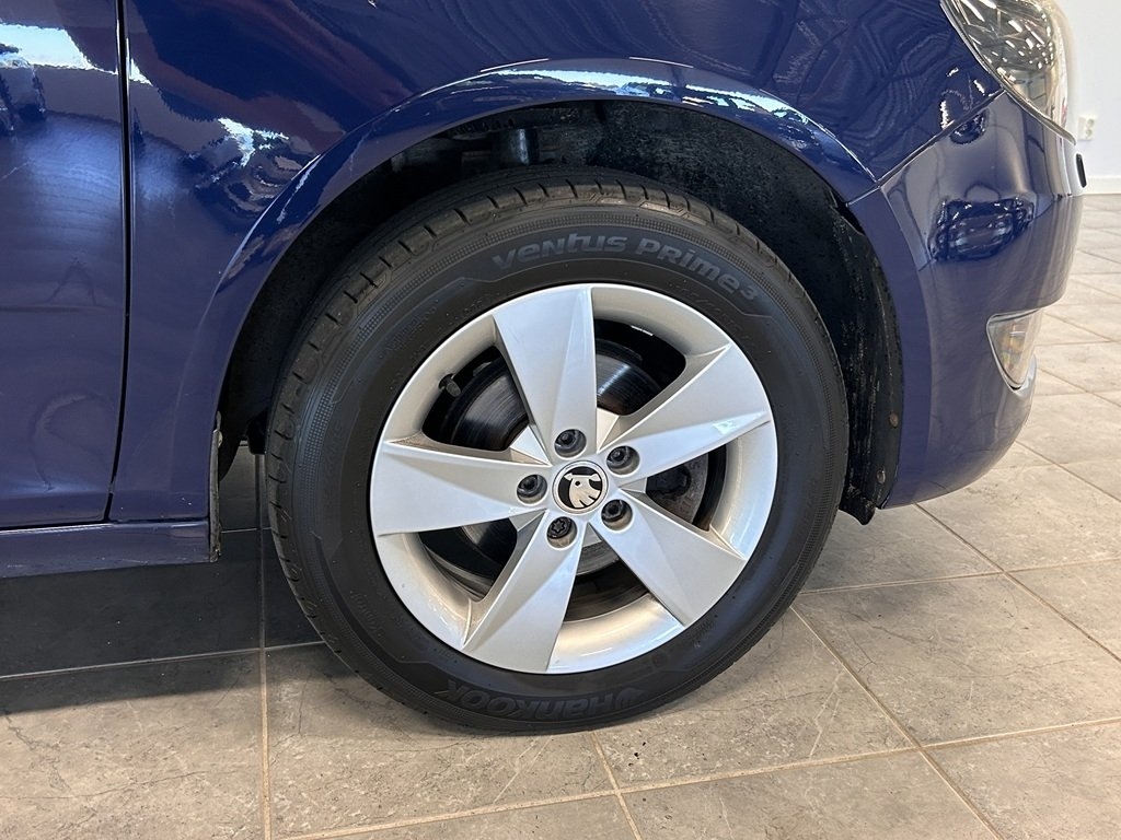 Skoda Fabia 1.2 TSI 86hk Ambition Drag 2015, bild 3/10