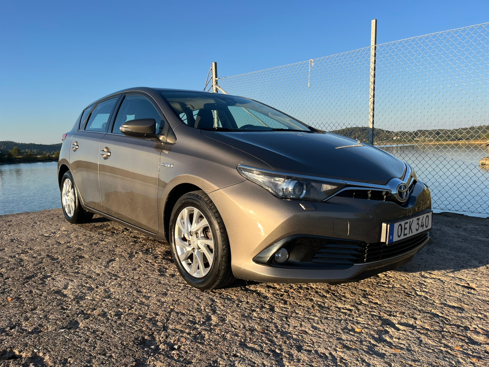 Toyota Auris Hybrid e-CVT 2016, bild 4/10