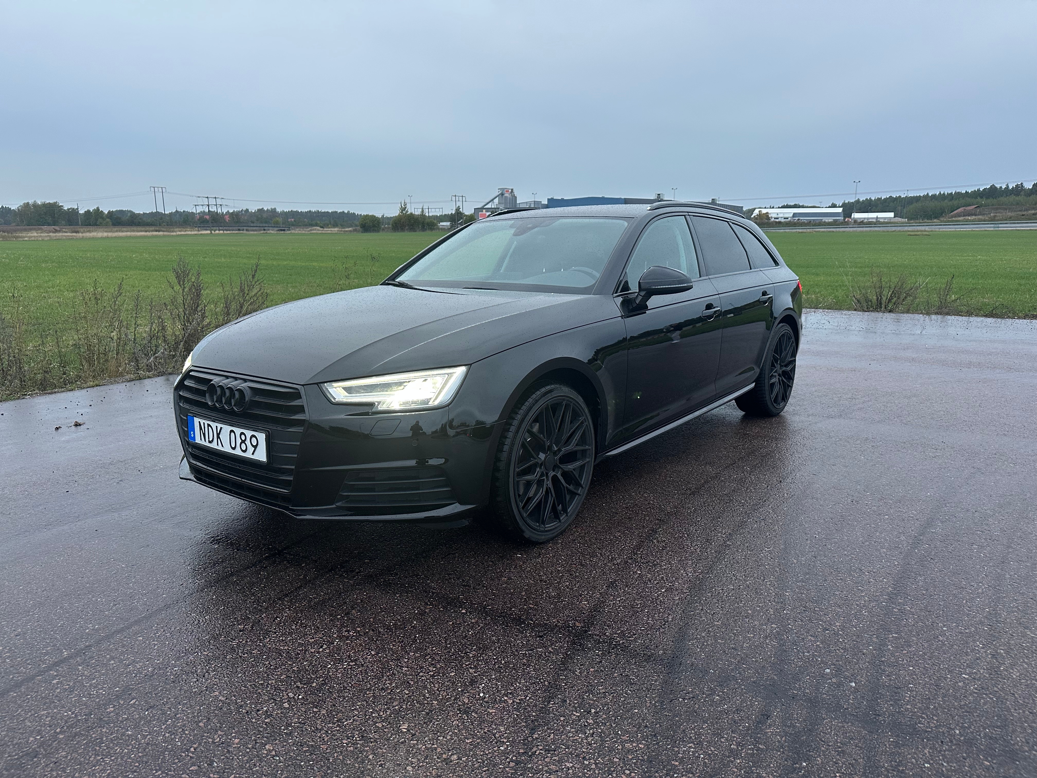 Audi A4 Avant 2.0 TDI S Tronic 2016, bild 4/10