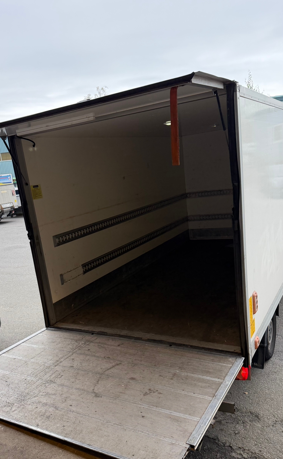 Mercedes-Benz Sprinter 2016, bild 3/5