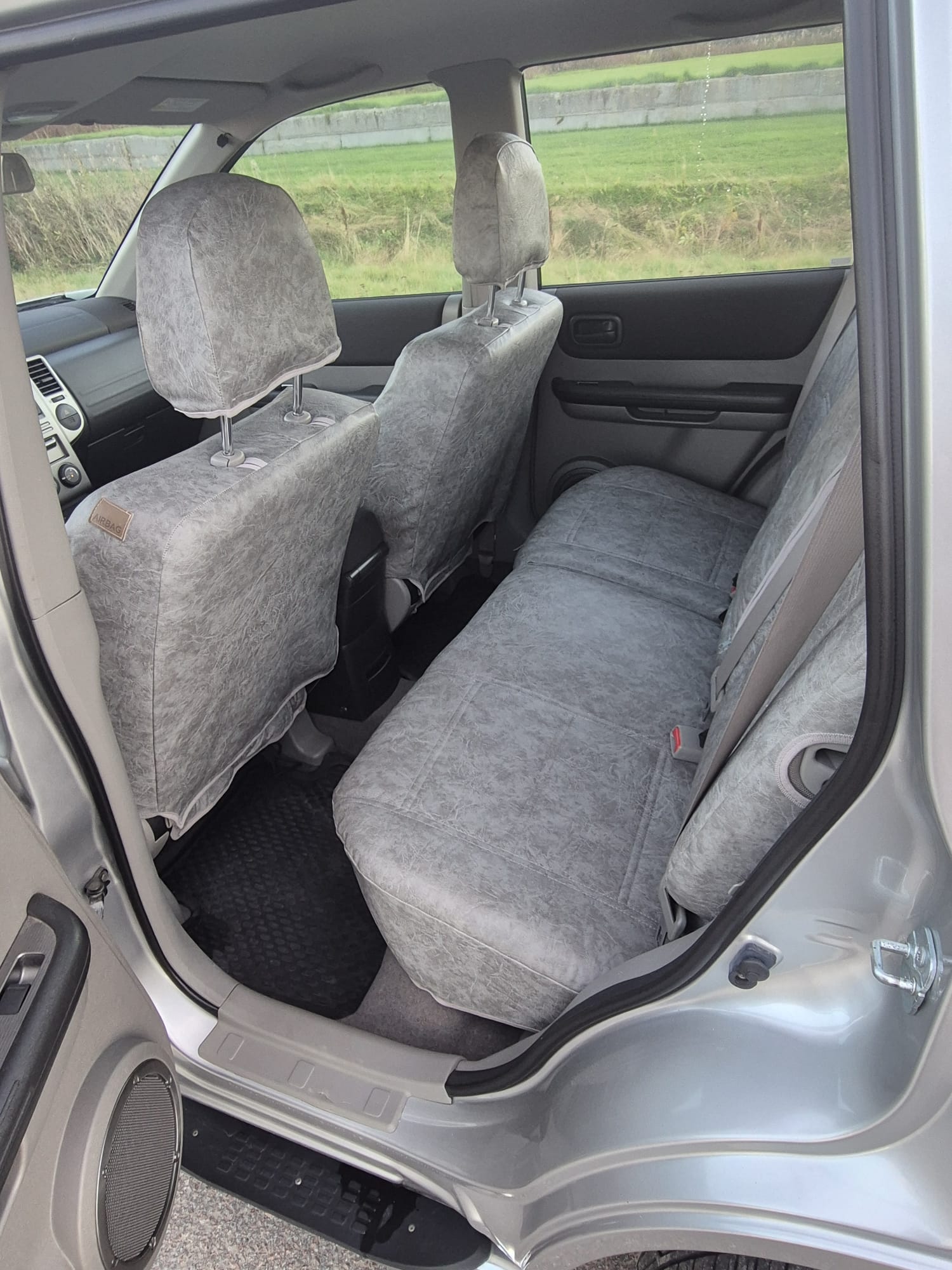 Nissan X-Trail 2.2 dCi 4x4 Manuell 2004, bild 5/6