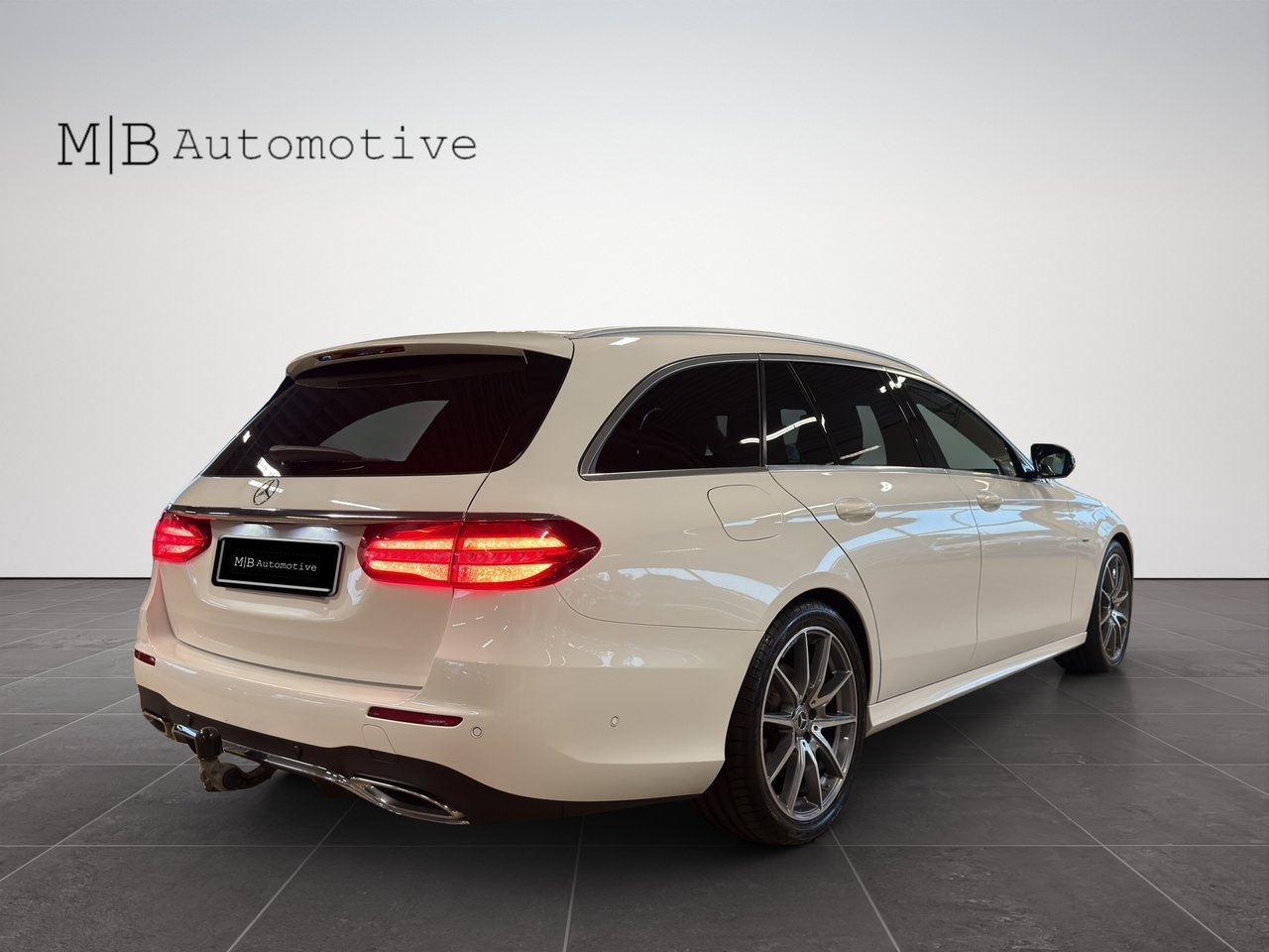 Mercedes-Benz E 2020, bild 6/10