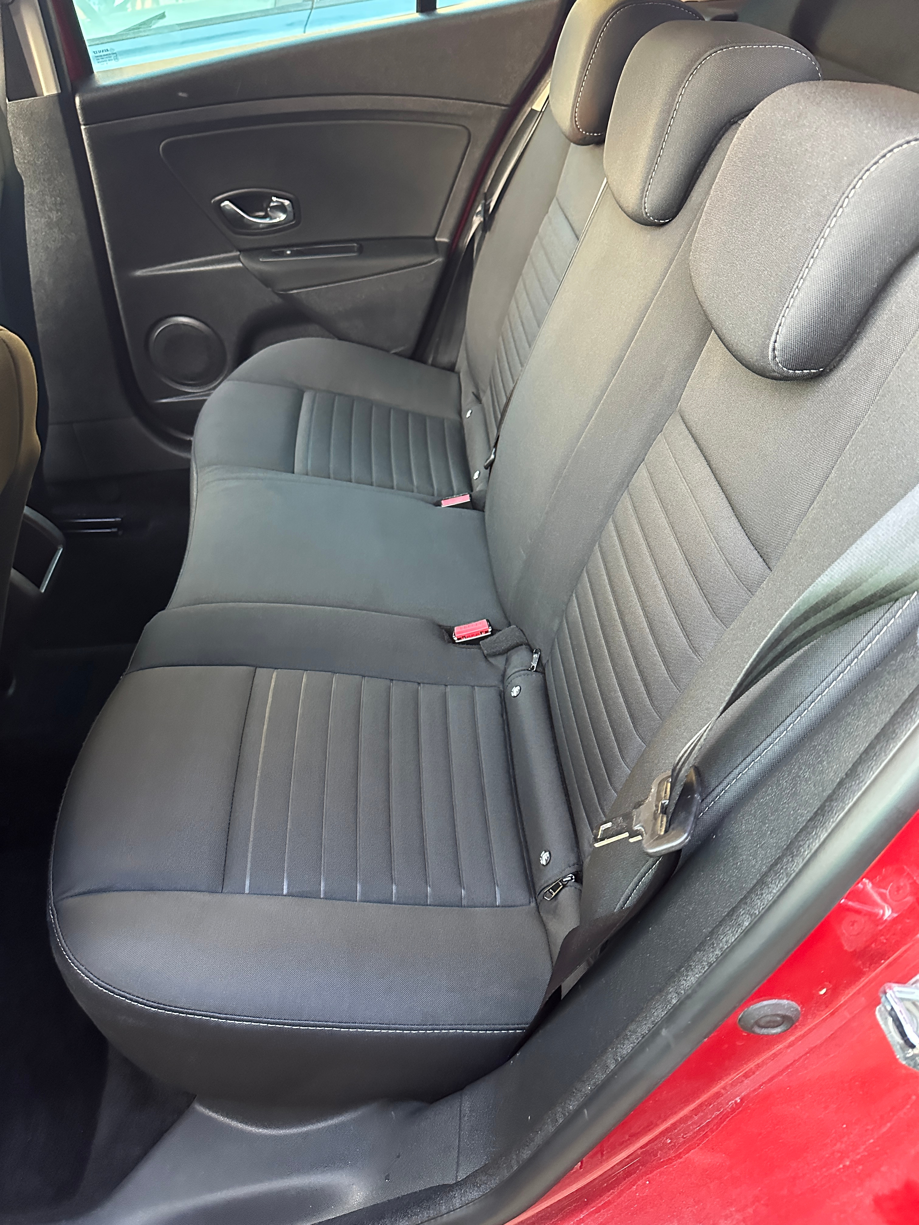 Renault Megane III 1.5 dCi EDC 2016, bild 7/9