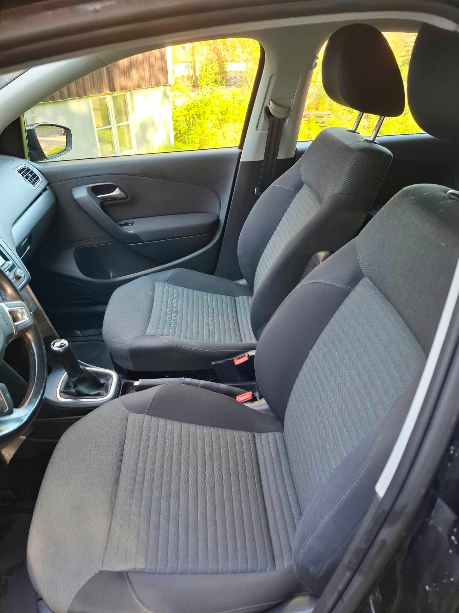 Volkswagen Polo 2011, bild 5/7