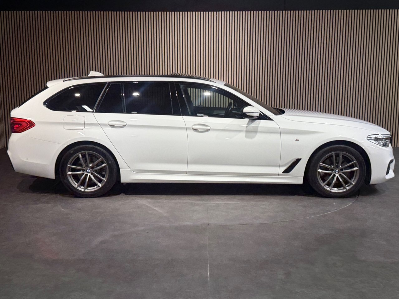 BMW 520 d xDrive M Sport 2019, bild 3/10