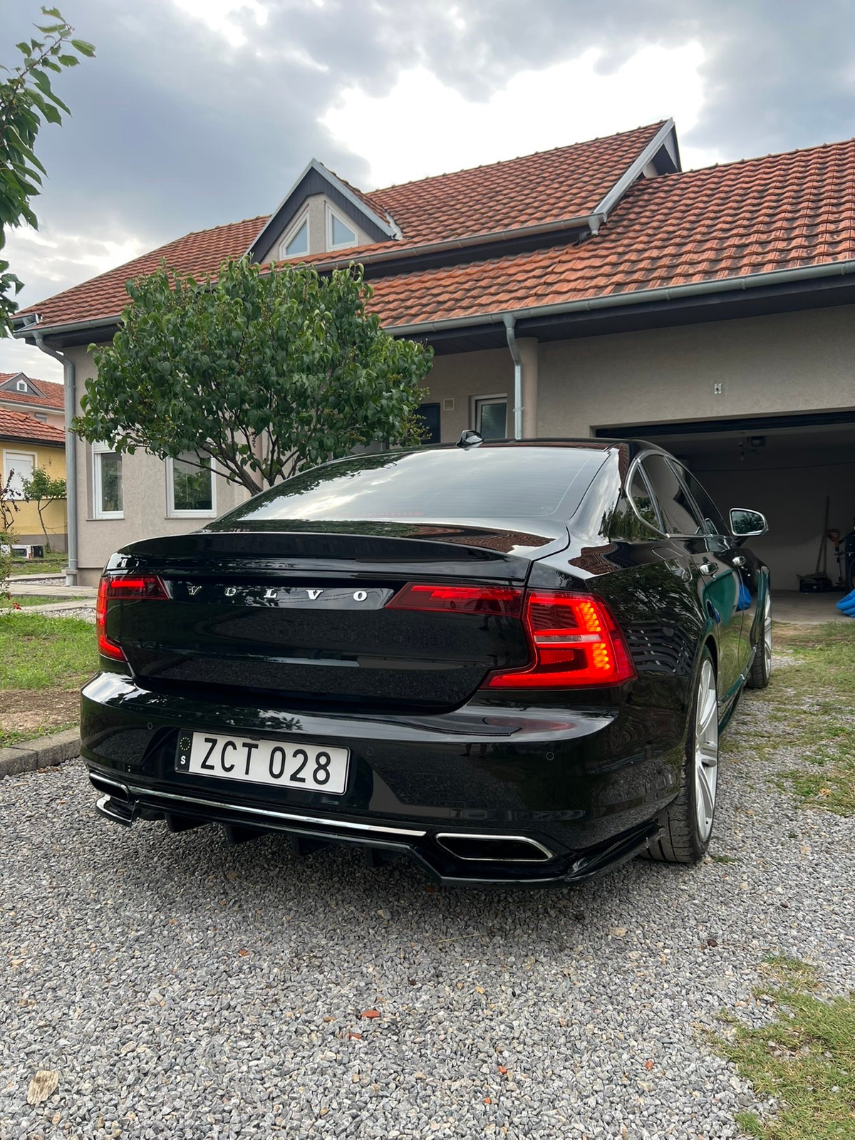 Volvo S90 T5 Geartronic 2018, bild 2/10