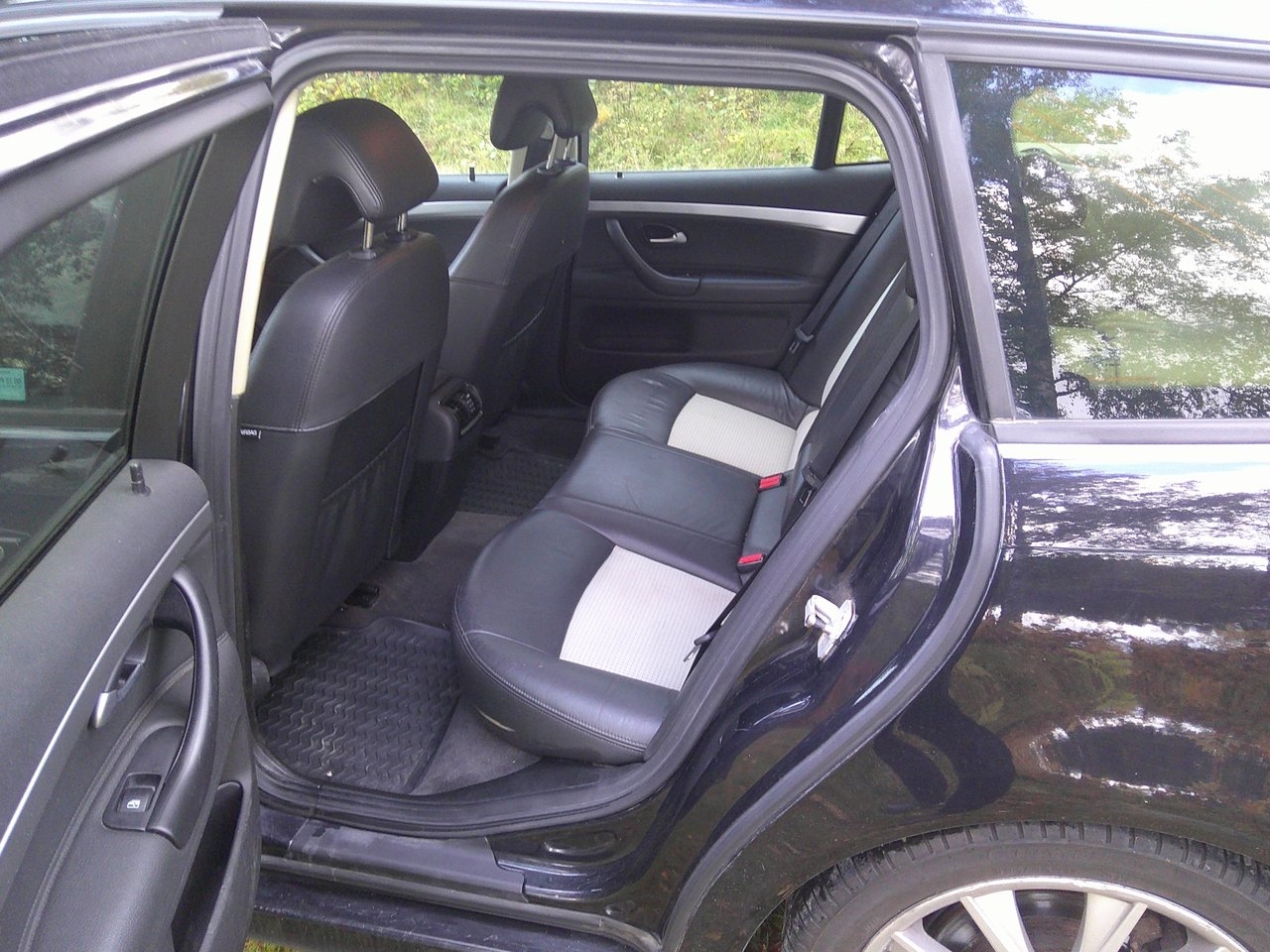 Saab 9-3 2010, kuva 6/10