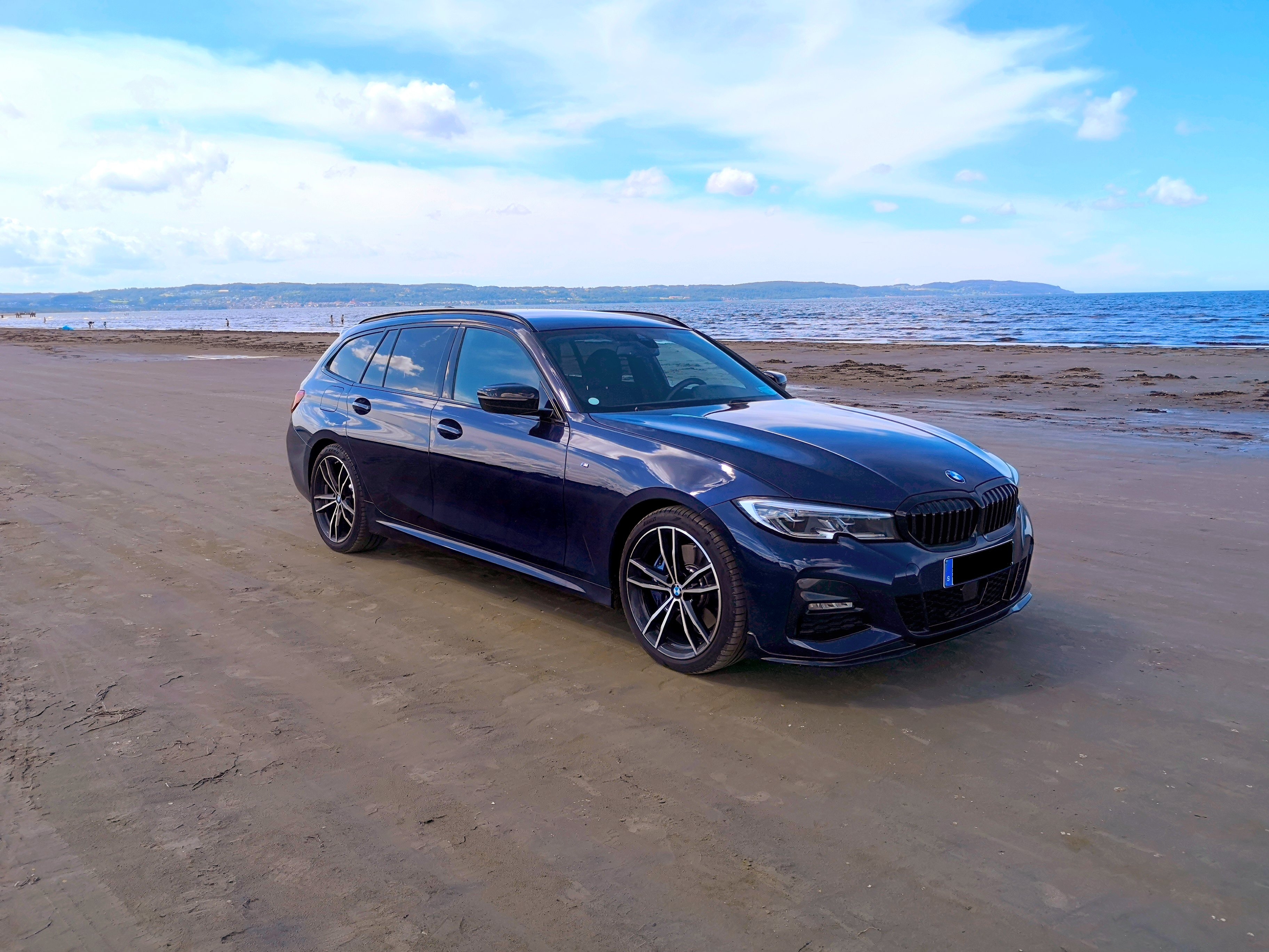 BMW 330 i xDrive Touring Steptronic 2020, bild 3/3