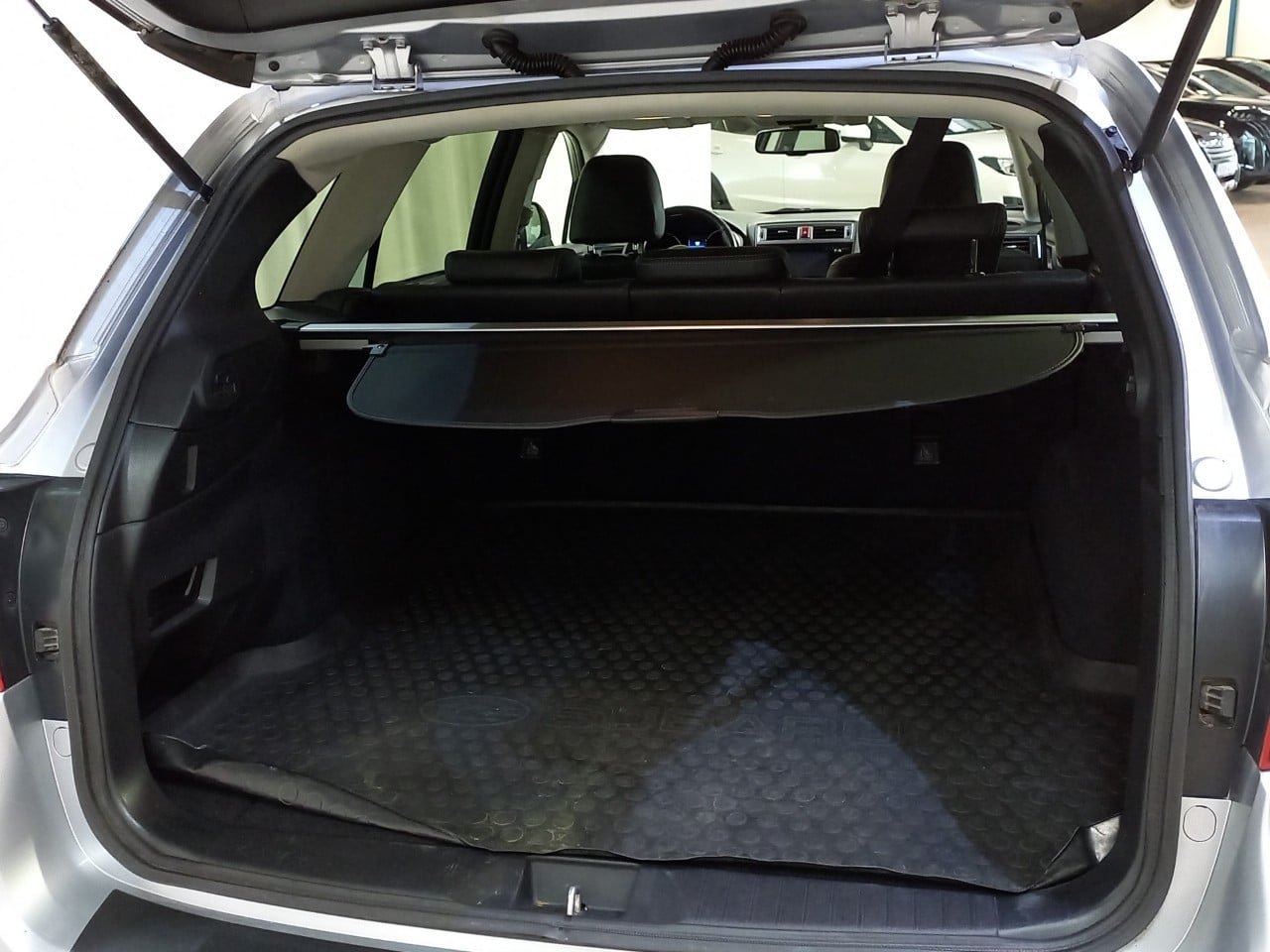 Subaru Outback 2,0D RIDGE VÄRMARE DRAG 2017, bild 6/10