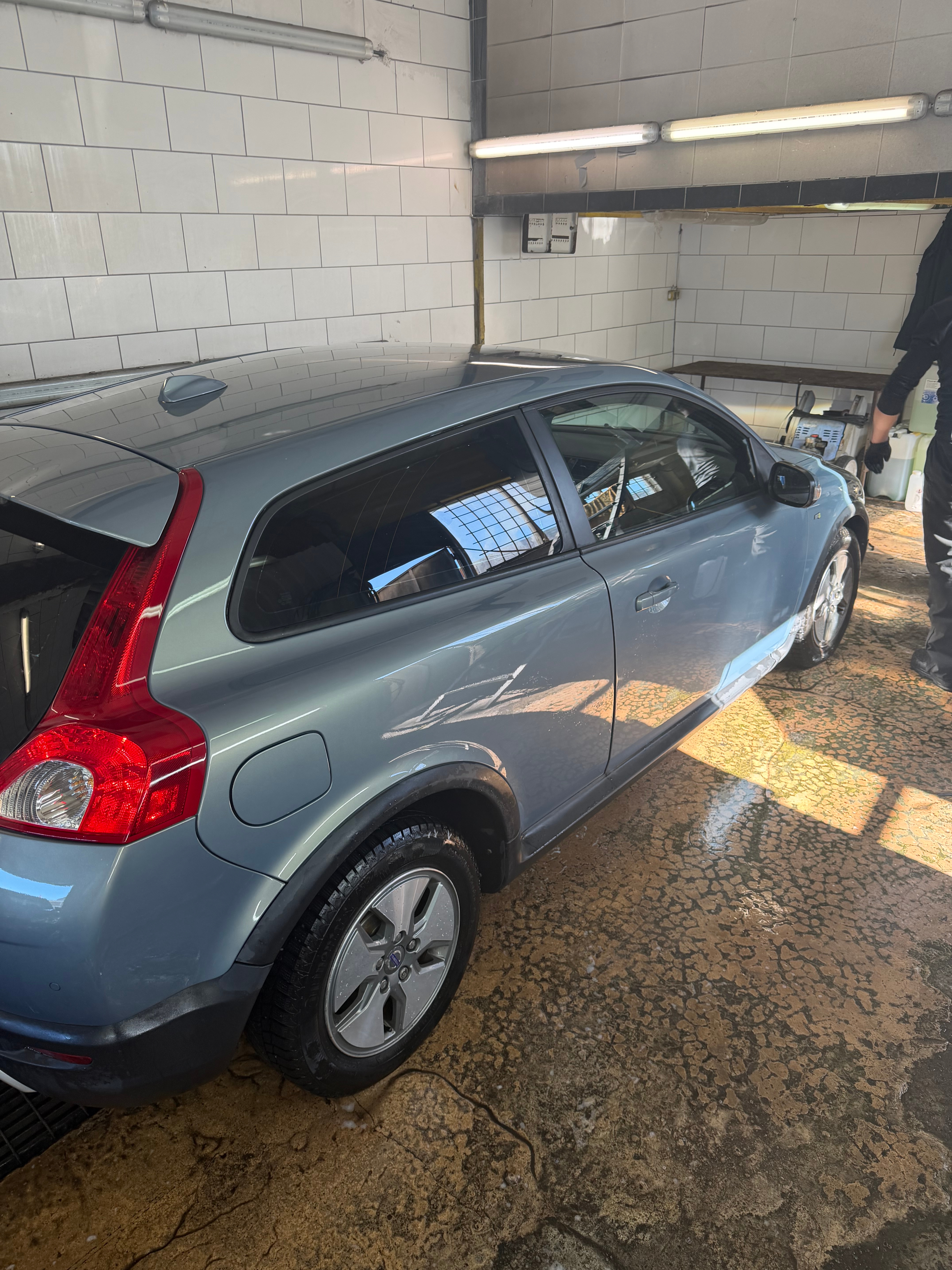 Volvo C30 1.6 D DRIVe Manuell 2009, kuva 2/2