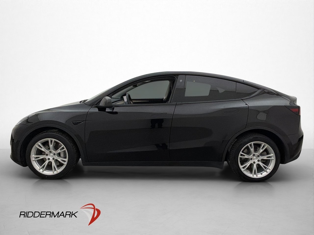 Tesla Model Y 2022, photo 5/10