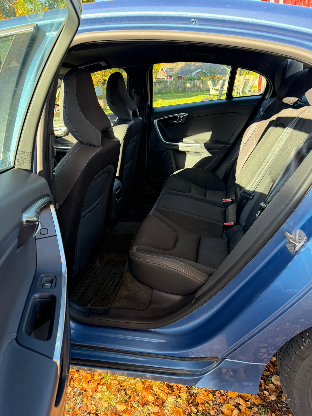 Volvo S60 T3 Manuell 2014, photo 4/7