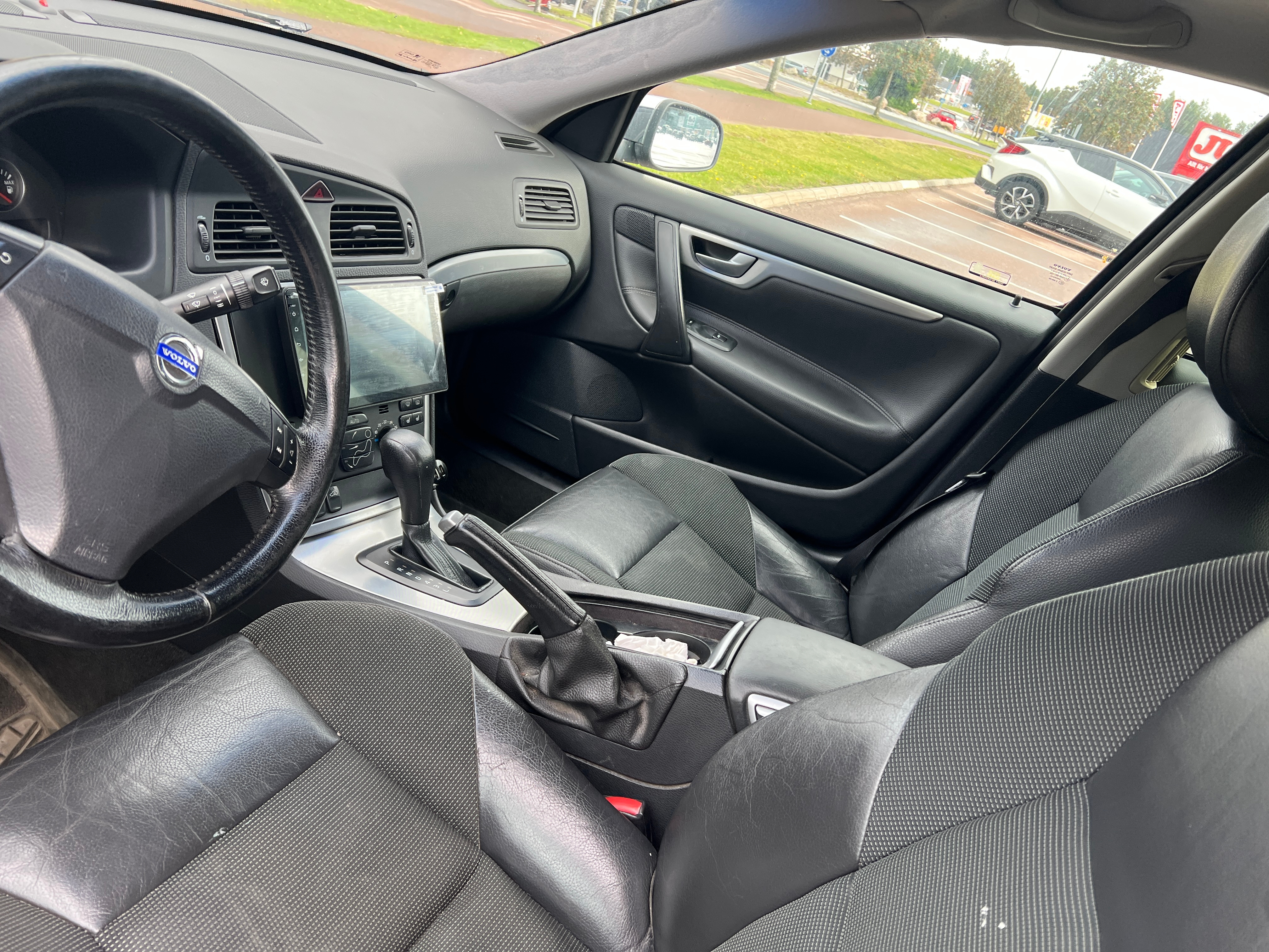 Volvo S60 2.4 Automatisk 2006, kuva 6/8