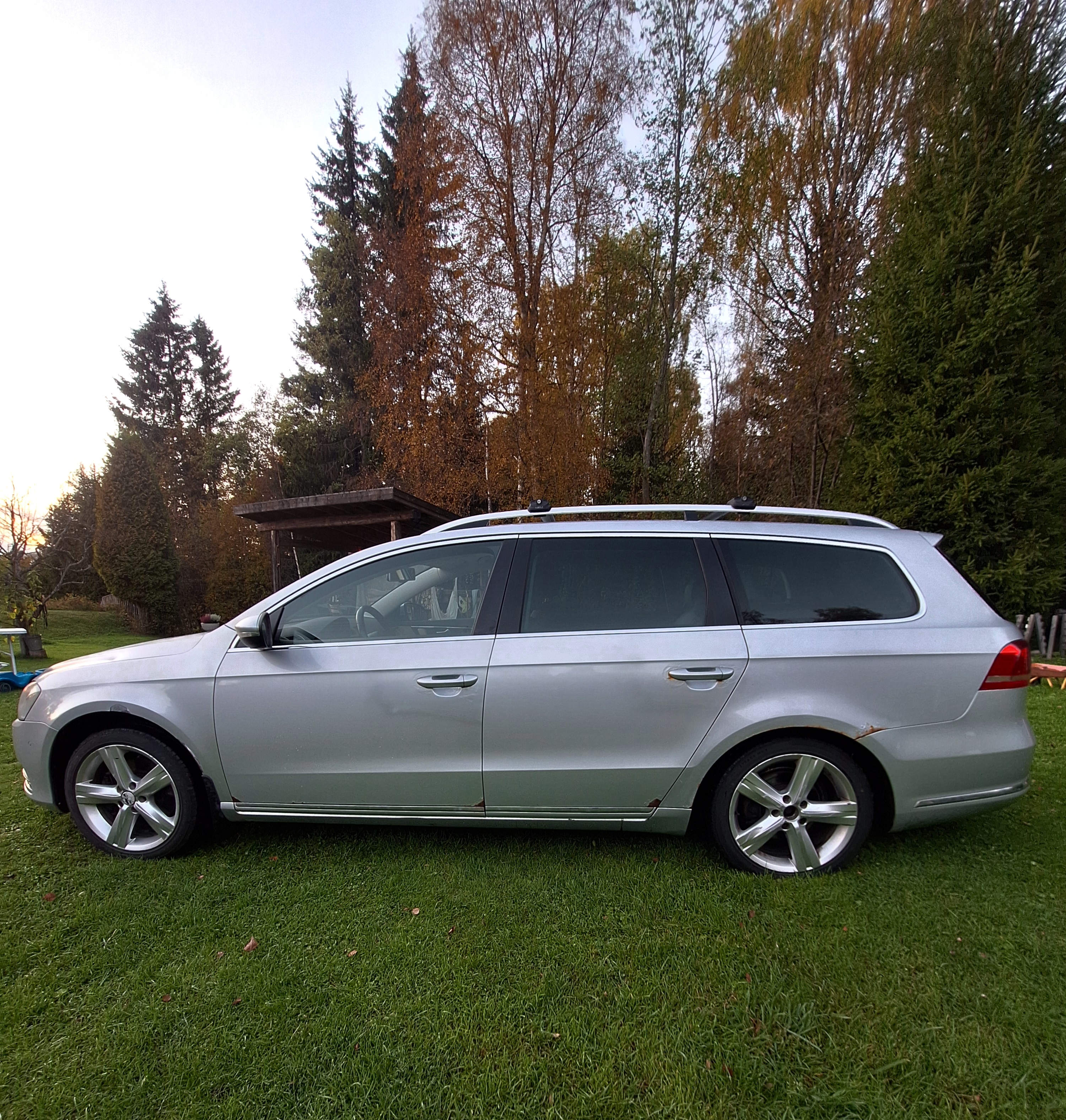 Volkswagen Passat 2011, photo 3/10