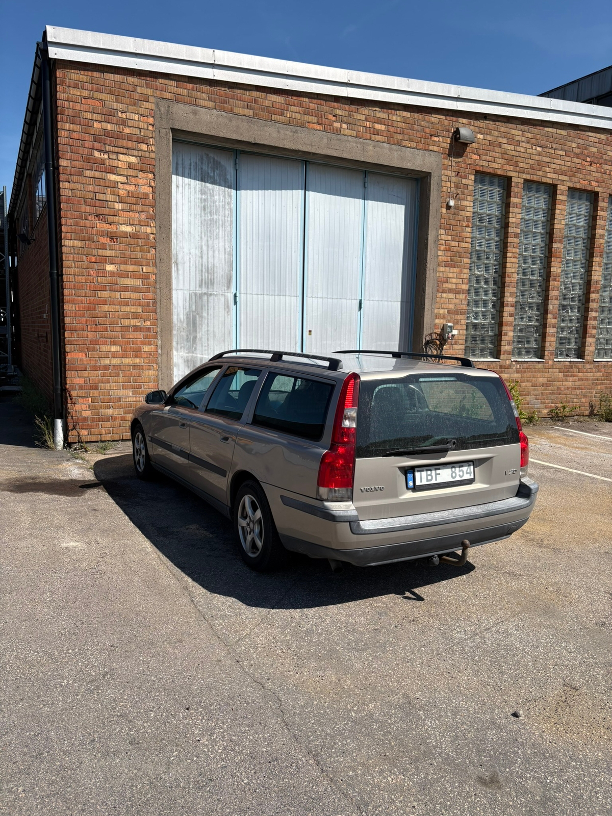 Volvo V70 2.4 Manuell 2002, bild 2/8