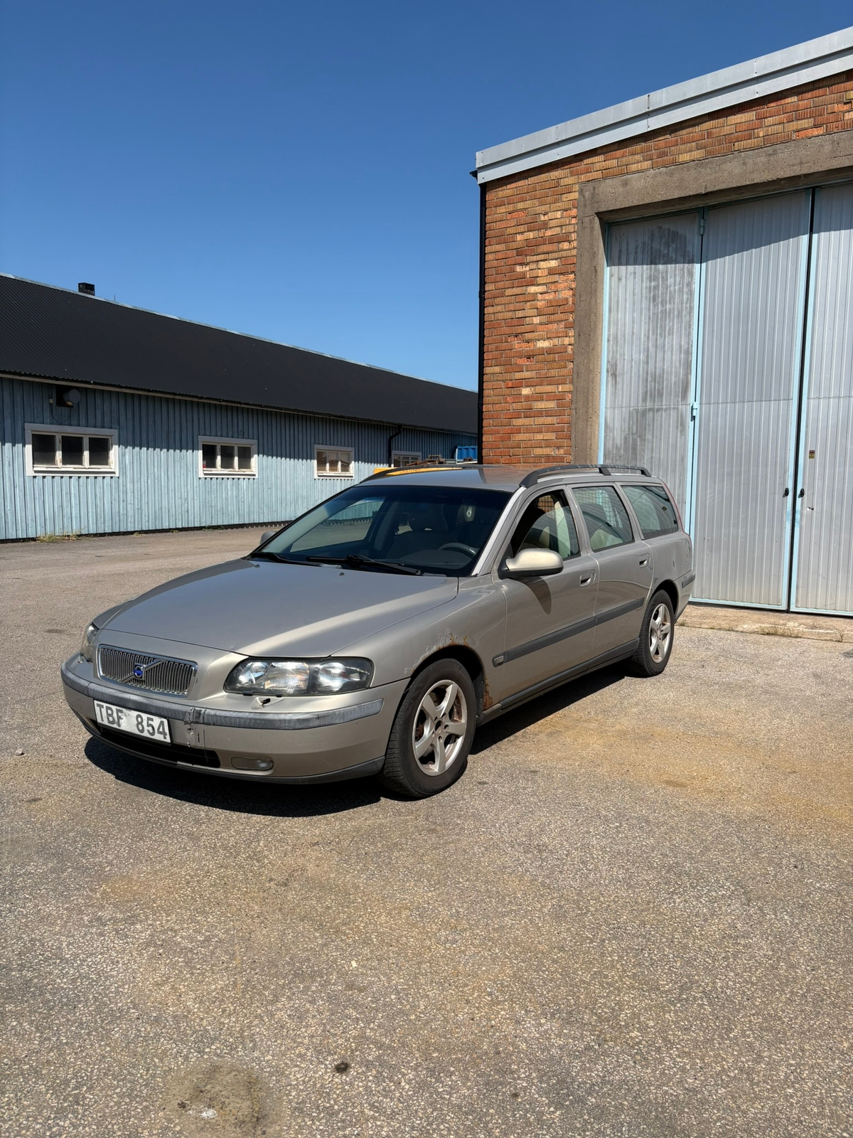 Volvo V70 2.4 Manuell 2002, bild 3/8